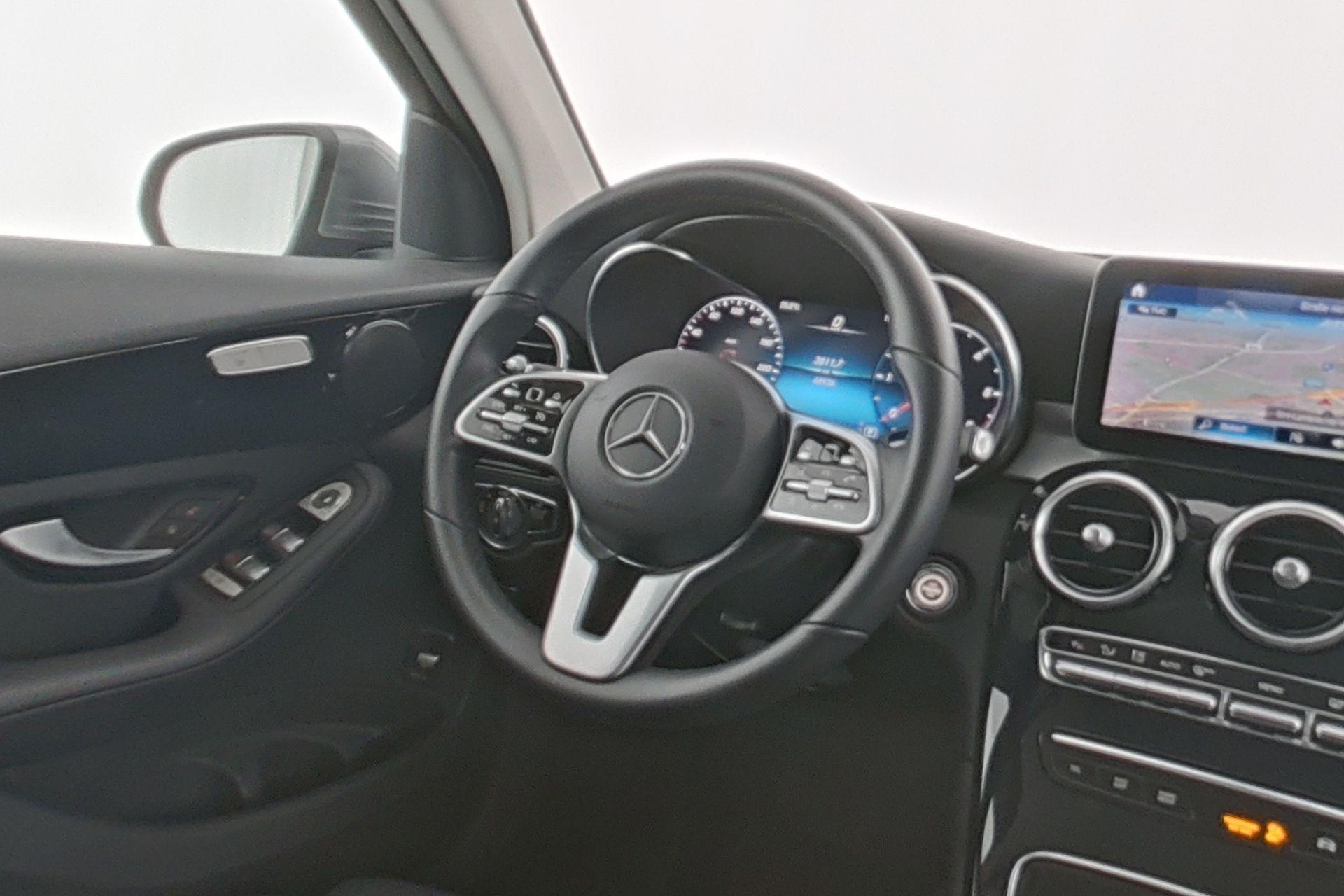 certified-namur-mercedes-benz-glc-200-d-w1n2539131g002147-11.jpg