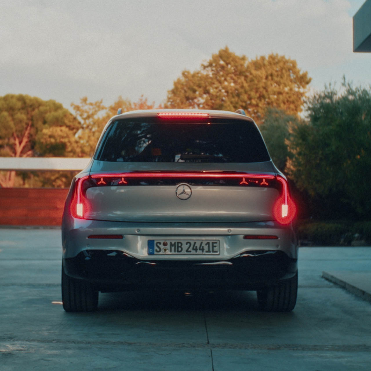 Mercedes-Benz-GLB-electrique-16