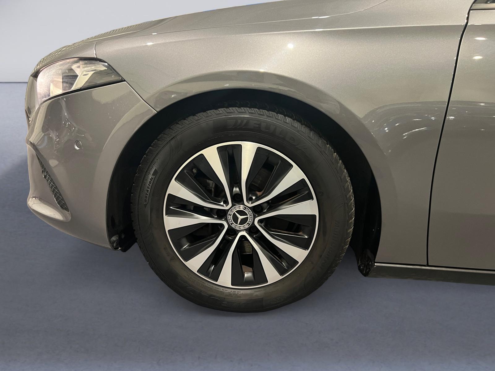 certified-alleur-mercedes-benz-a-180-berline-w1k1771841j317715-9-20260521165622.jpg