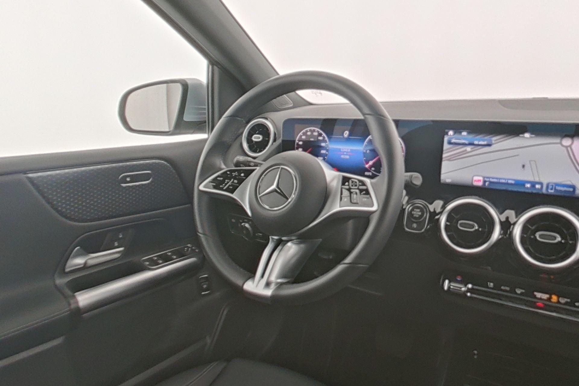 certified-alleur-mercedes-benz-b-180-d-luxury-line-w1k4f1ab7sj646676-13-20260805172033.jpg