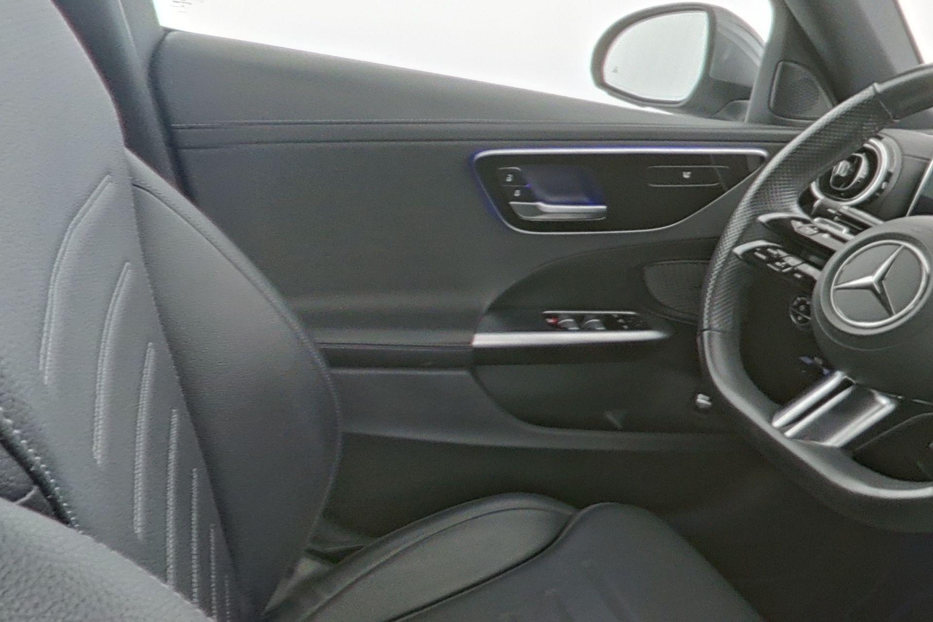 certified-alleur-mercedes-benz-c-200-d-amg-line-w1kaf0db6nr070027-16-20260128113638.jpg