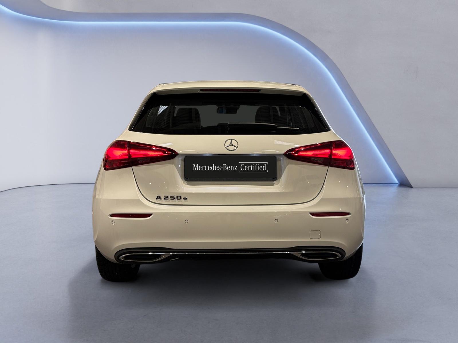 certified-alleur-mercedes-benz-classe-a-250-e-luxury-line-w1k3f8fb4rv193715-6-20251211162535.jpg