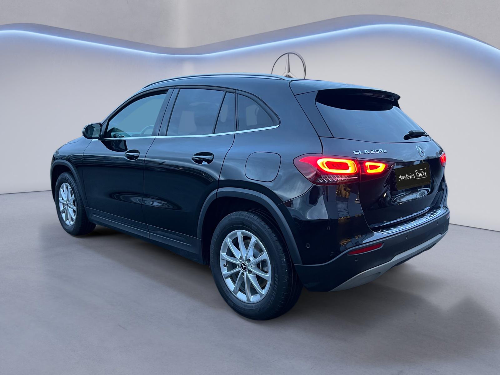 certified-alleur-mercedes-benz-gla-250-e-w1n4n8gb1pj417987-3-20260331160513.jpg