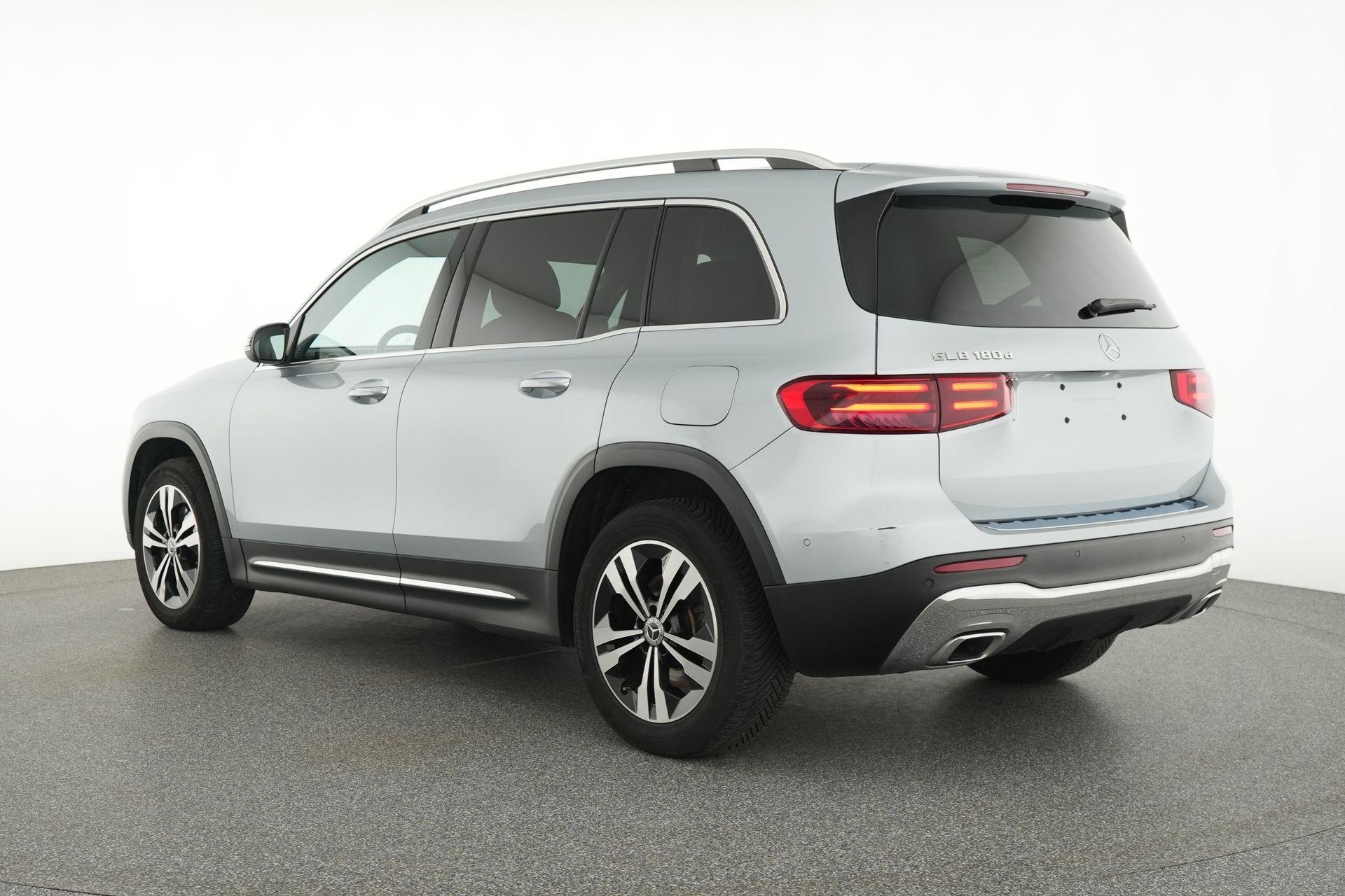 certified-alleur-mercedes-benz-glb-180-d-luxury-line-w1n4m1ab0sw395429-3-20260212152117.jpg