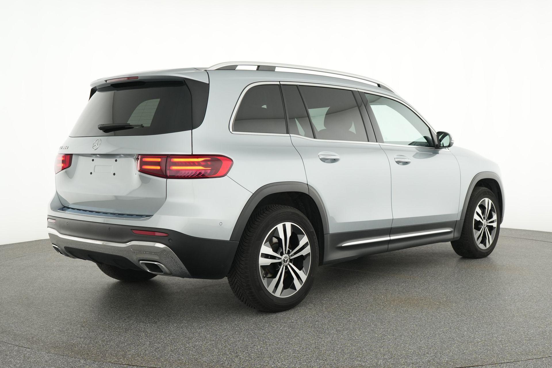 certified-alleur-mercedes-benz-glb-180-d-luxury-line-w1n4m1ab0sw395429-4-20260212152118.jpg
