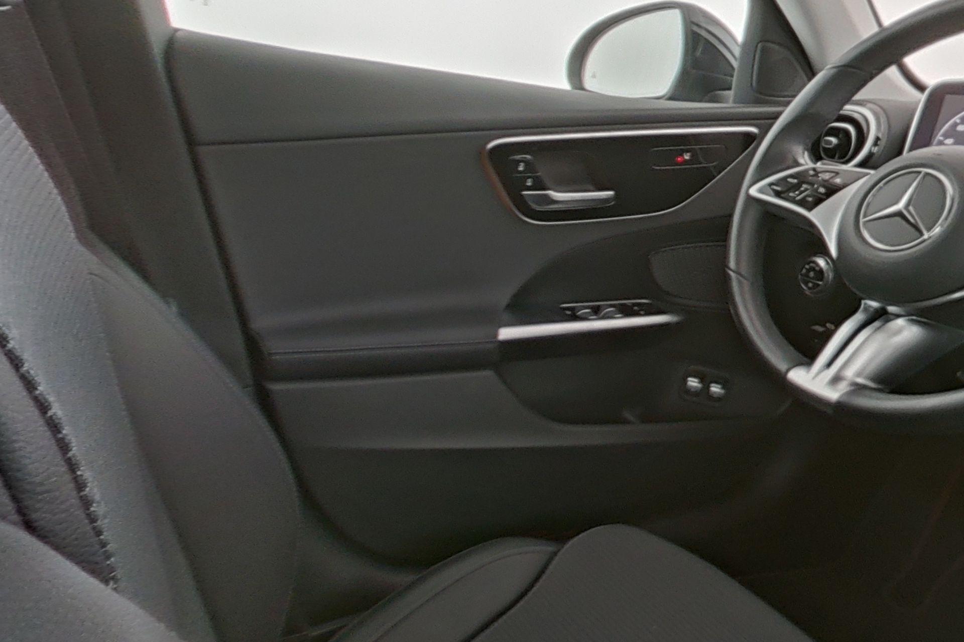 certified-eupen-mercedes-benz-c-300e-avantgarde-w1kah5eb4pf124709-16-20251205103956.jpg