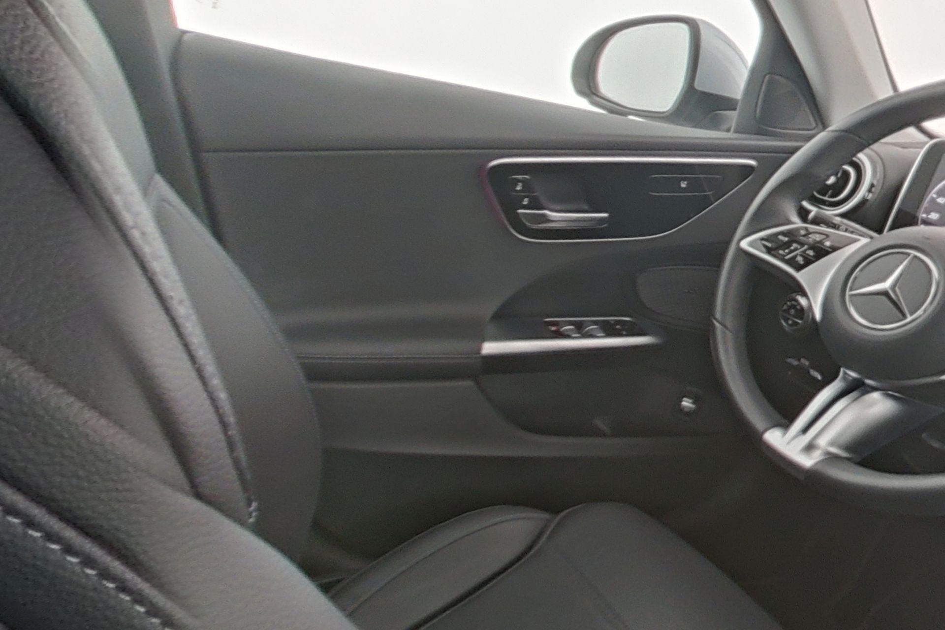 certified-namur-mercedes-benz-c-200-d-break-avantgarde-w1kah0db2rf125915-16-20260316125014.jpg