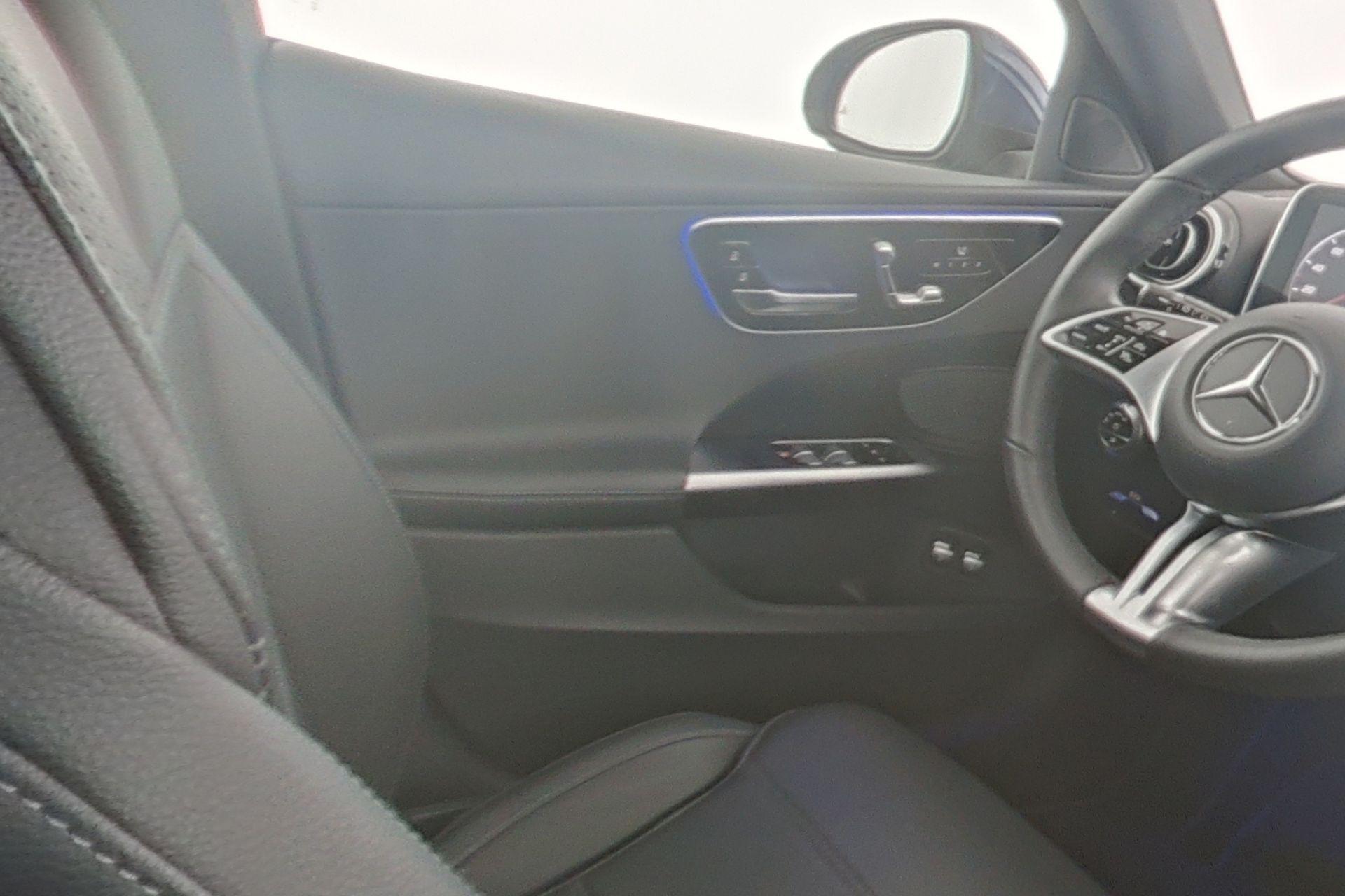 certified-namur-mercedes-benz-c-300-e-break-luxury-line-w1kah5eb5rf125418-16.jpg