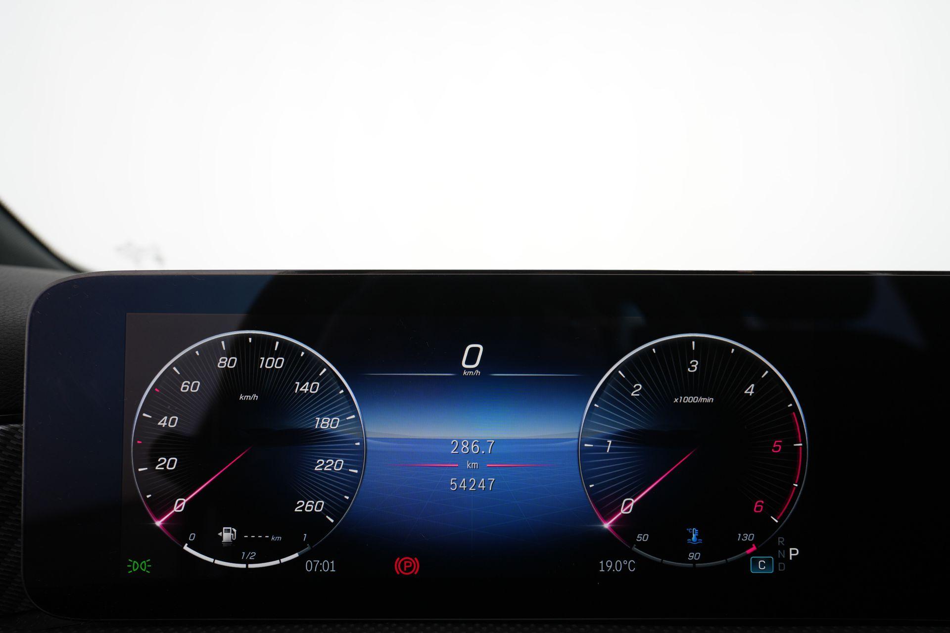 certified-alleur-mercedes-benz-a-180-d-progressive-w1k3f1ab7sn344681-14-20260805172452.jpg