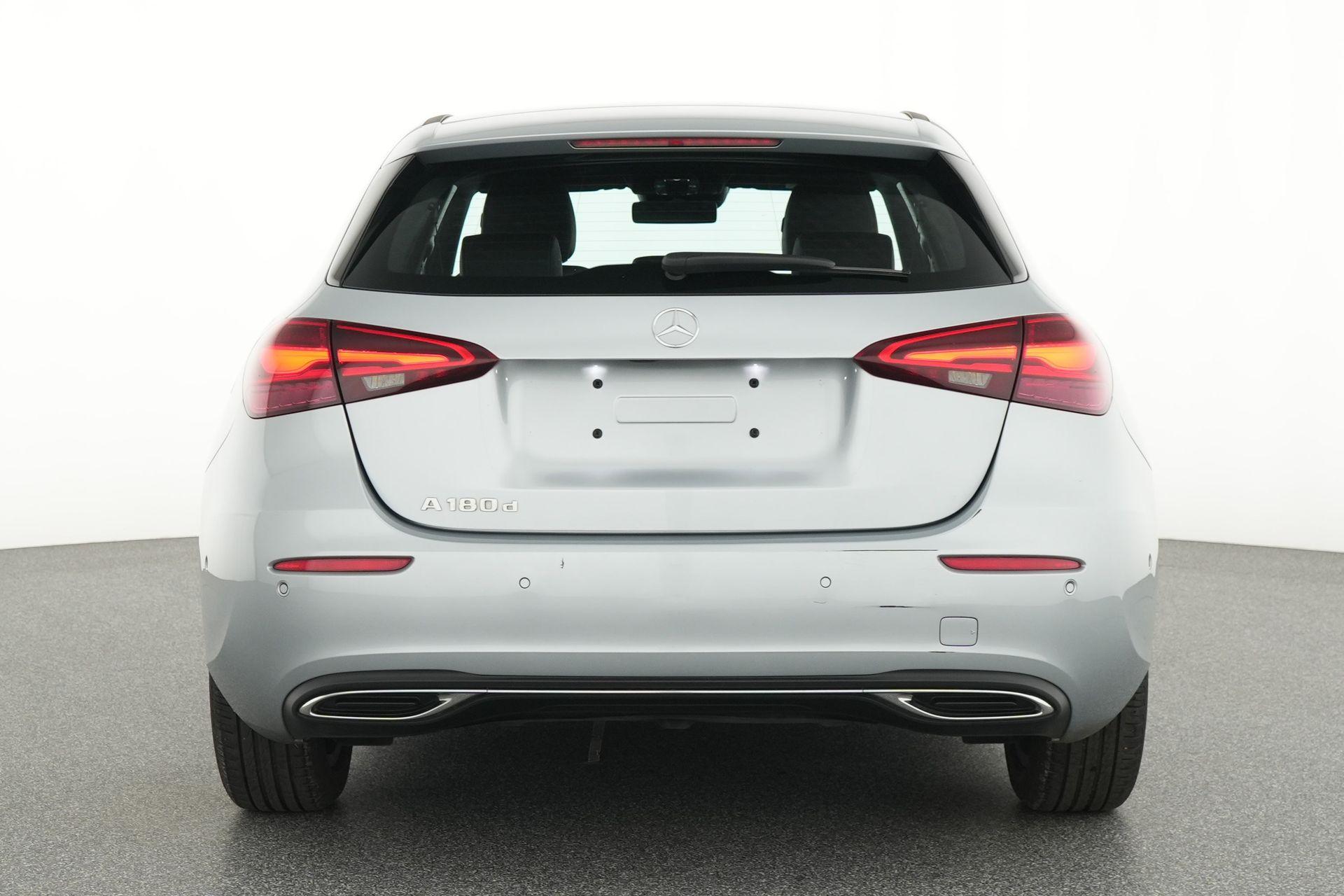 certified-alleur-mercedes-benz-a-180-d-progressive-w1k3f1ab7sn344681-7-20260228171450.jpg