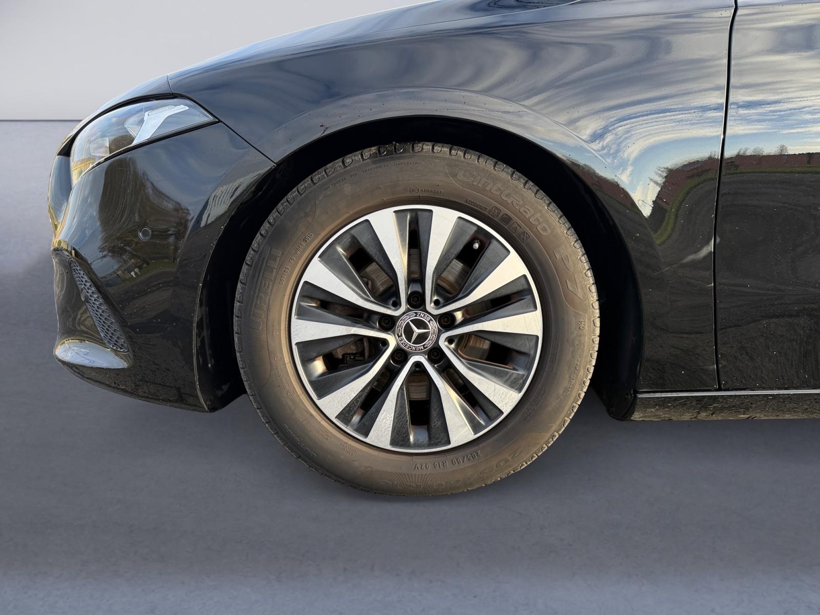 certified-namur-mercedes-benz-a-180-d-style-wdd1770031n139681-4-20260428135639.jpg