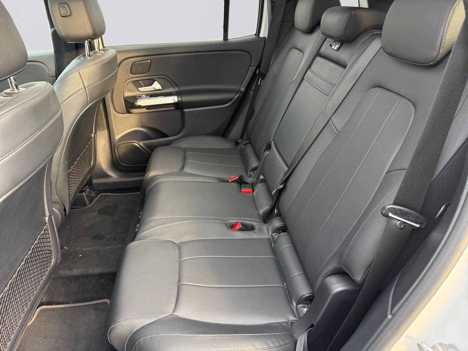 certified-namur-mercedes-benz-glb-180-d-progressive-w1n2476101w149319-19-20260507130530.jpg