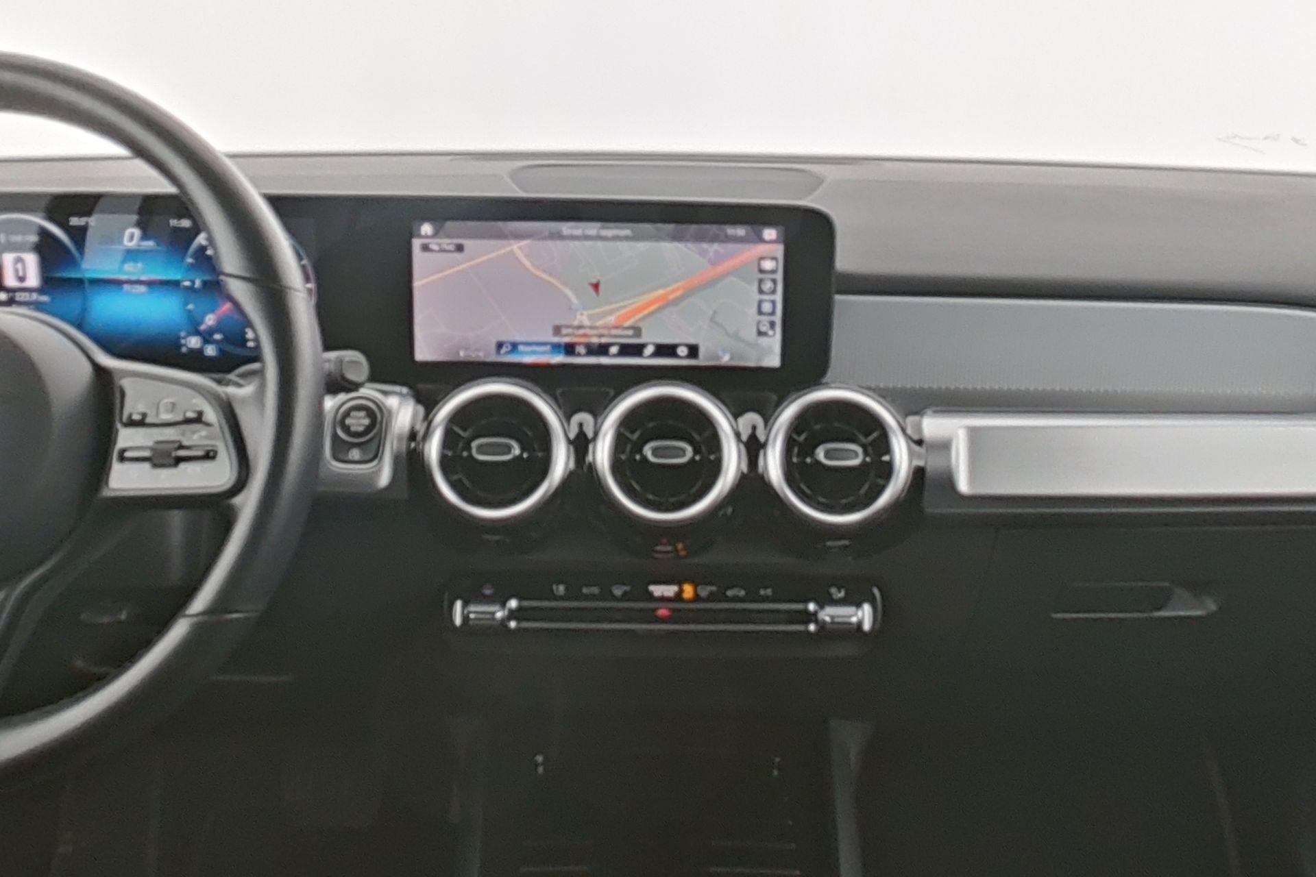 certified-namur-mercedes-benz-glb-180-d-style-w1n2476101w158337-15-20260514003627.jpg
