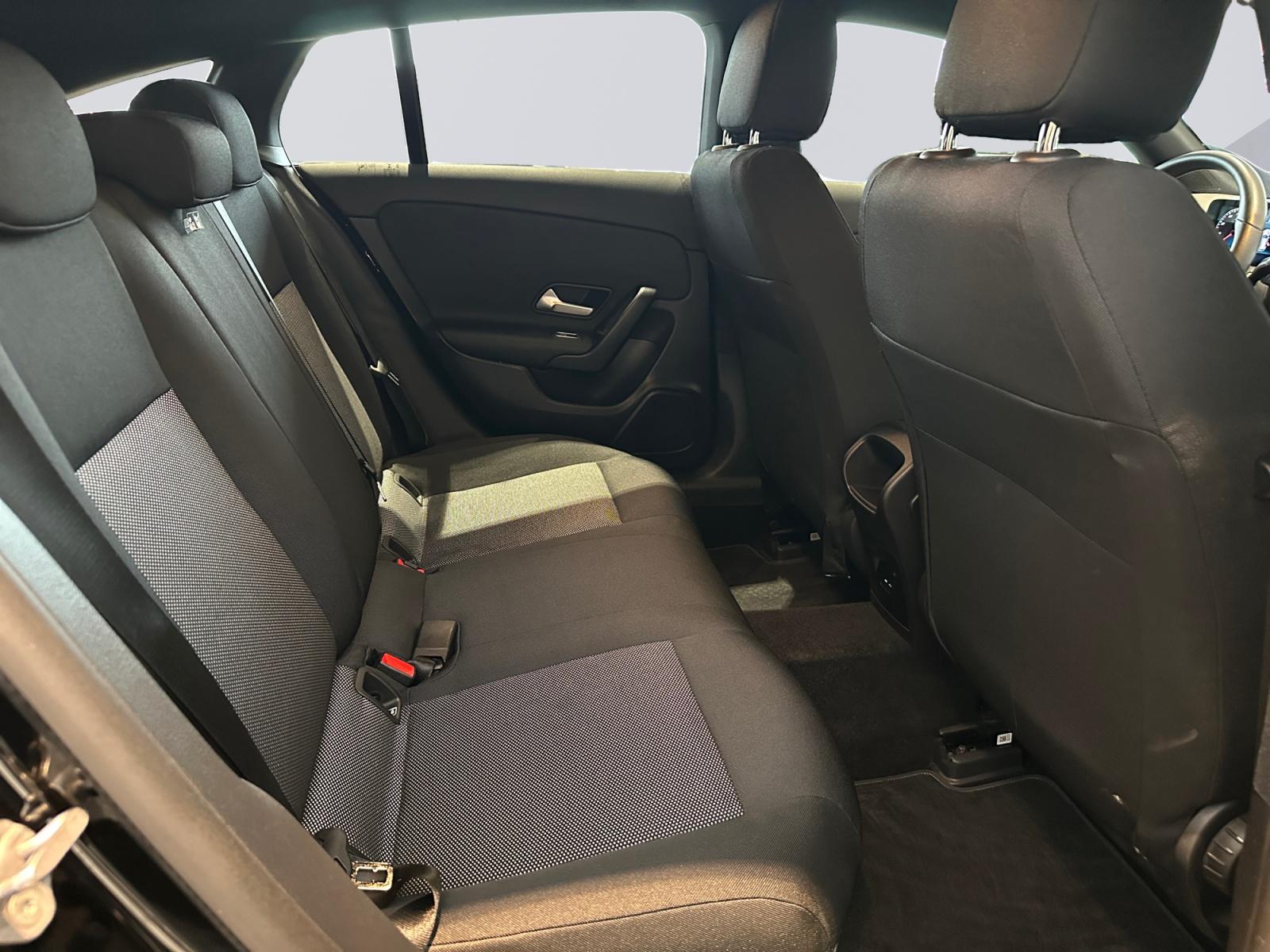 certified-eupen-mercedes-benz-cla-shooting-brake-180-d-dct-business-solution-w1k1186031n155595-13-20260331160950.jpg