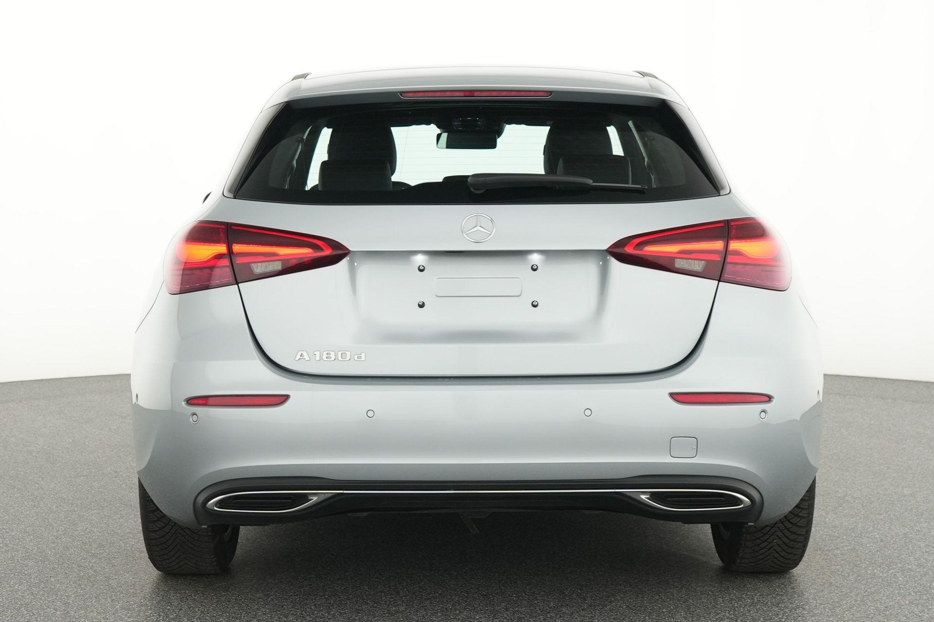 certified-namur-mercedes-benz-a-180-d-progressive-w1k3f1ab3sj472892-7-20260223014353.jpg