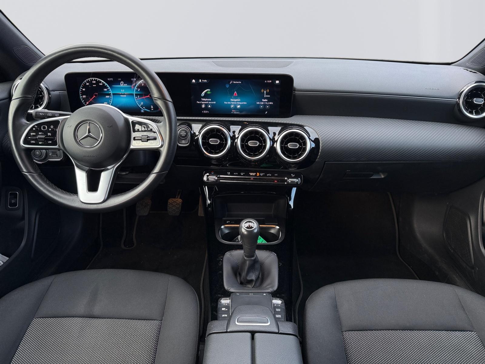 certified-namur-mercedes-benz-cla-180-serie-w1k1186841n184145-13-20260402133528.jpg