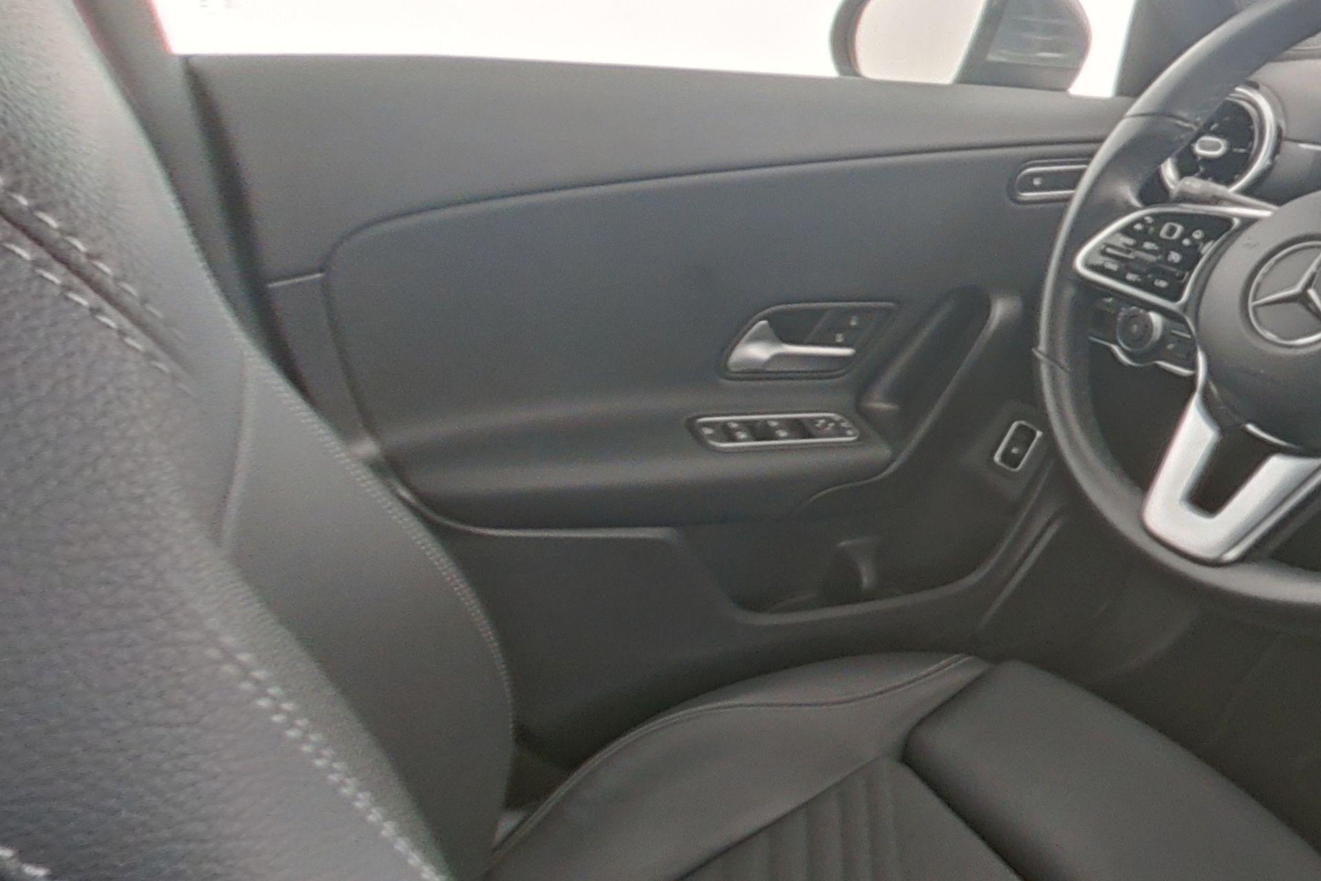 certified-alleur-mercedes-benz-cla-250-e-shooting-brake-250-e-shooting-brake-w1k5m8gb7pn408997-16-20260903113731.jpg