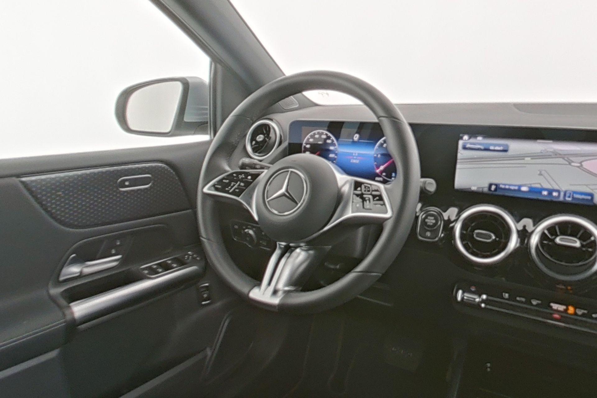 certified-beyne-heusay-mercedes-benz-b-180-d-w1k4f1ab3tj784295-13-20260615025822.jpg