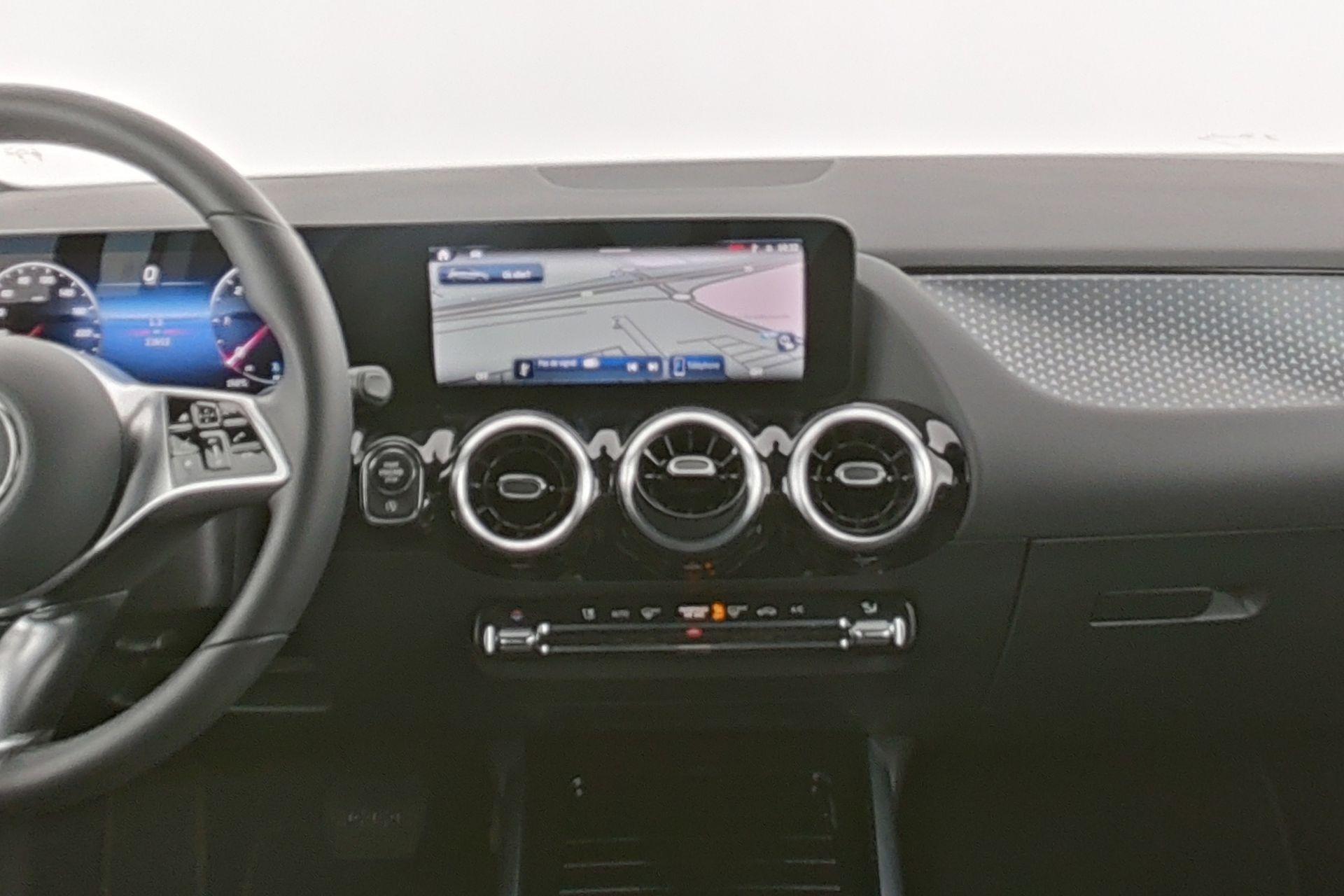 certified-beyne-heusay-mercedes-benz-b-180-d-w1k4f1ab3tj784295-15-20260615025823.jpg