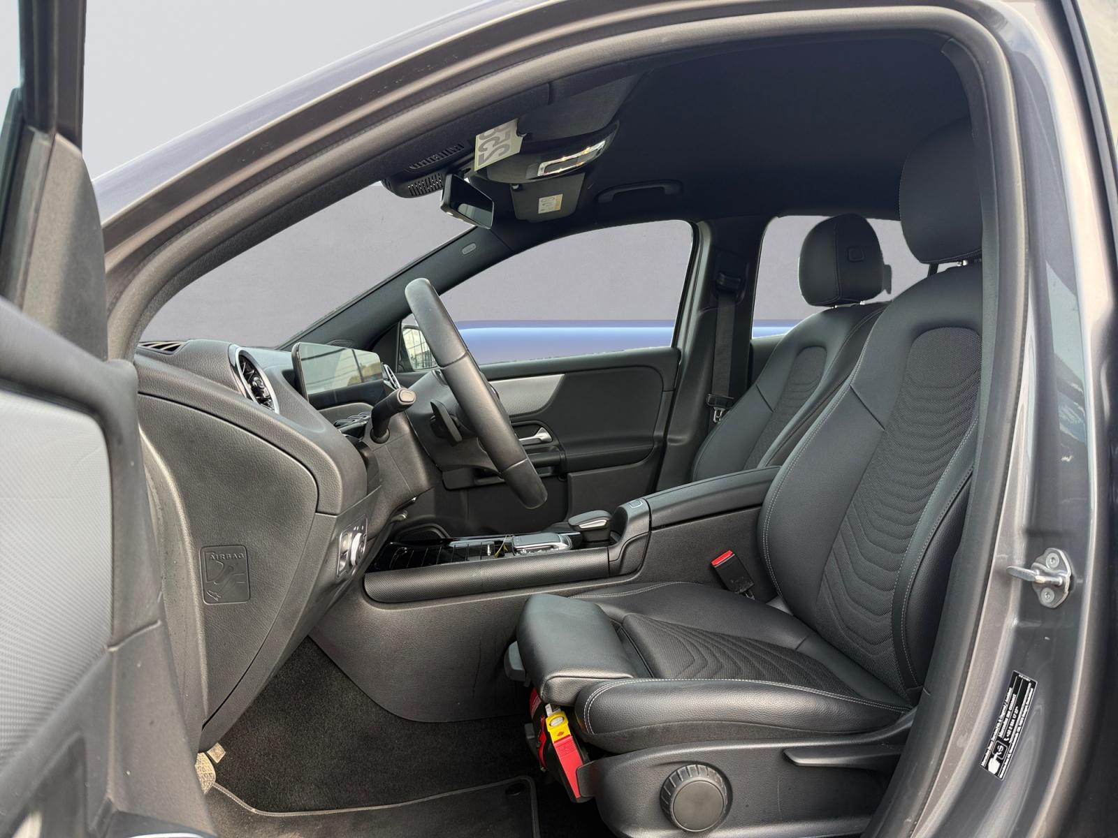 certified-beyne-heusay-mercedes-benz-gla-180-business-solution-w1n2477841j360785-9-20260801095924.jpg