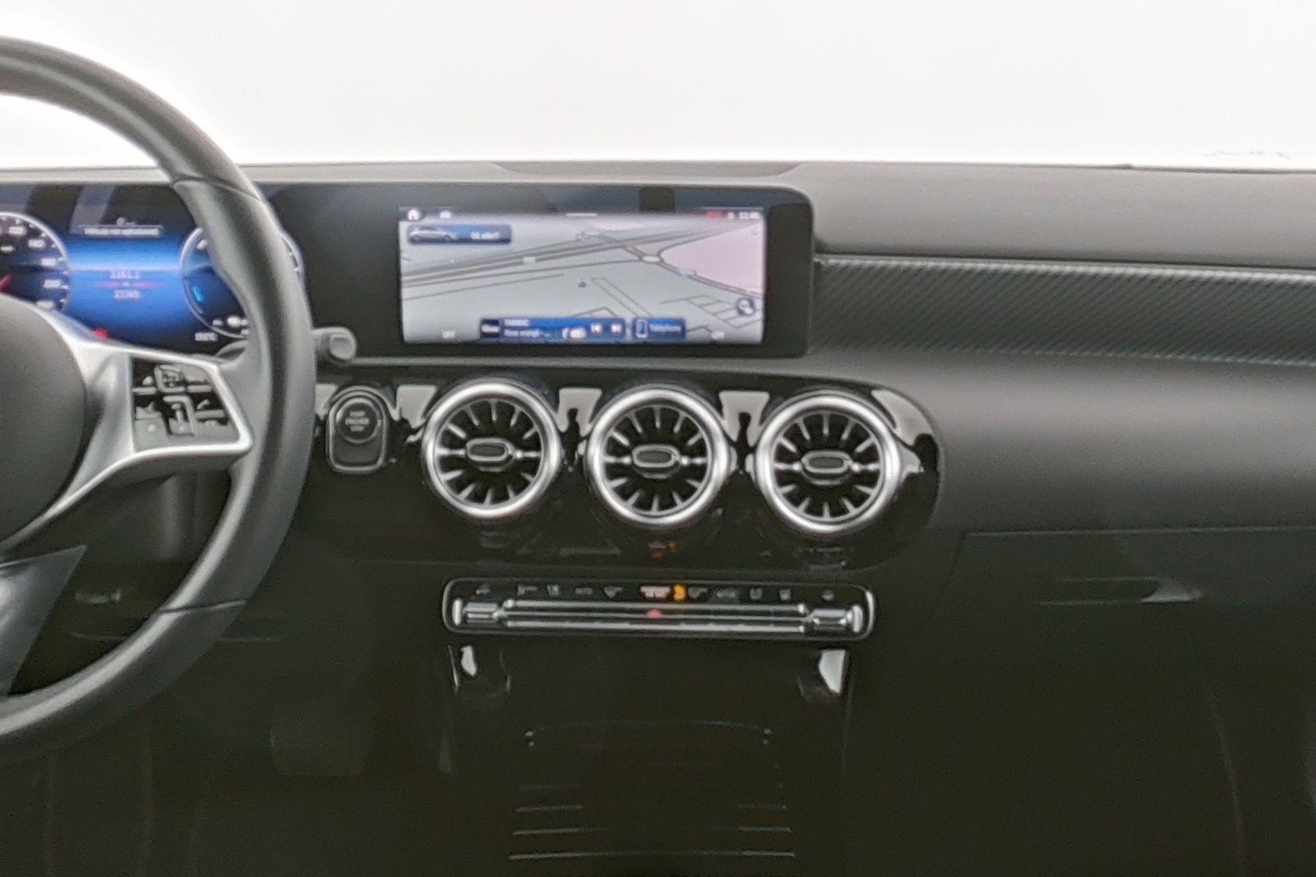certified-namur-mercedes-benz-a-250-e-luxury-line-w1k3f8fb7rv194017-15-20260501050828.jpg