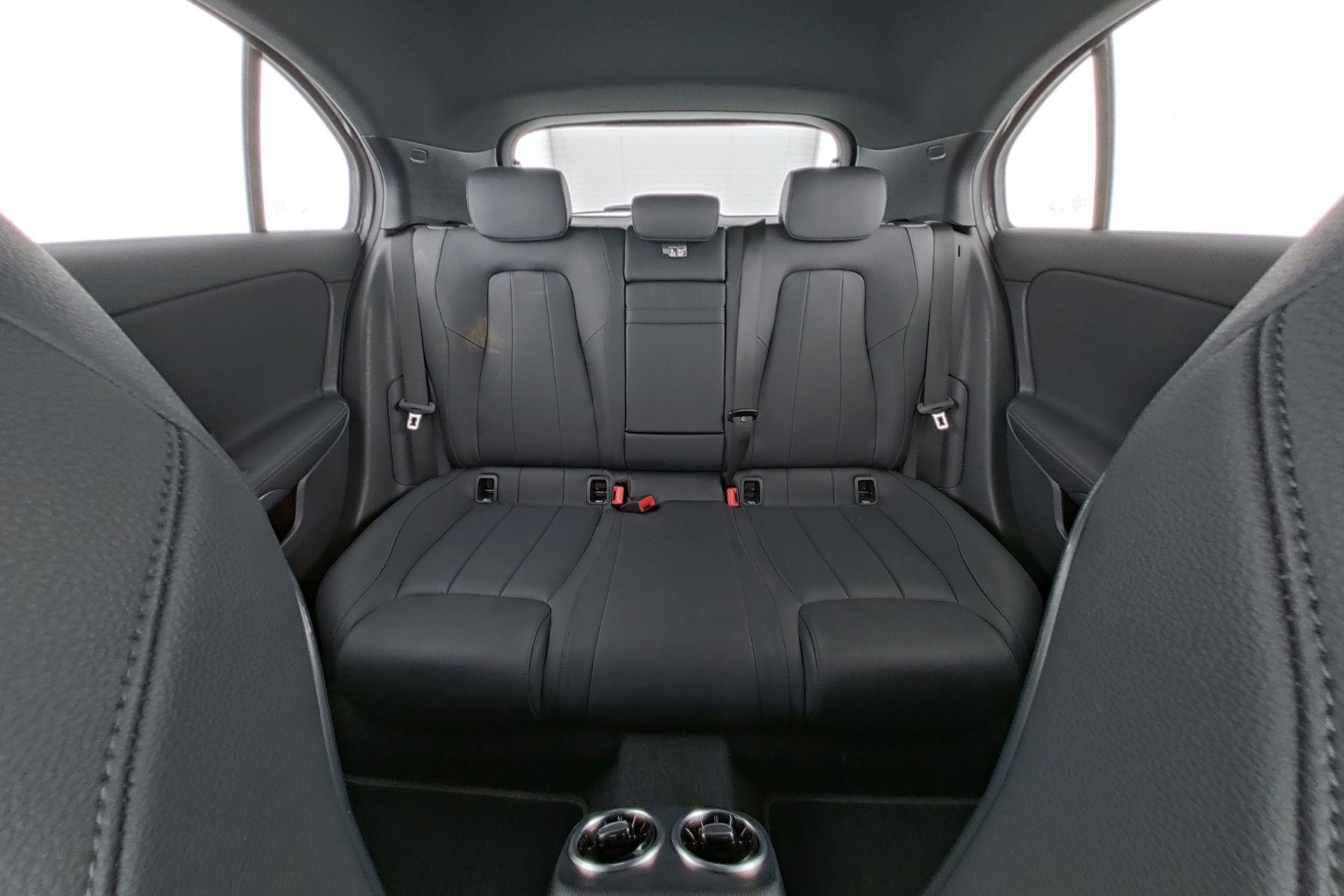 certified-namur-mercedes-benz-a-250-e-luxury-line-w1k3f8fb7rv194017-17-20260501050830.jpg