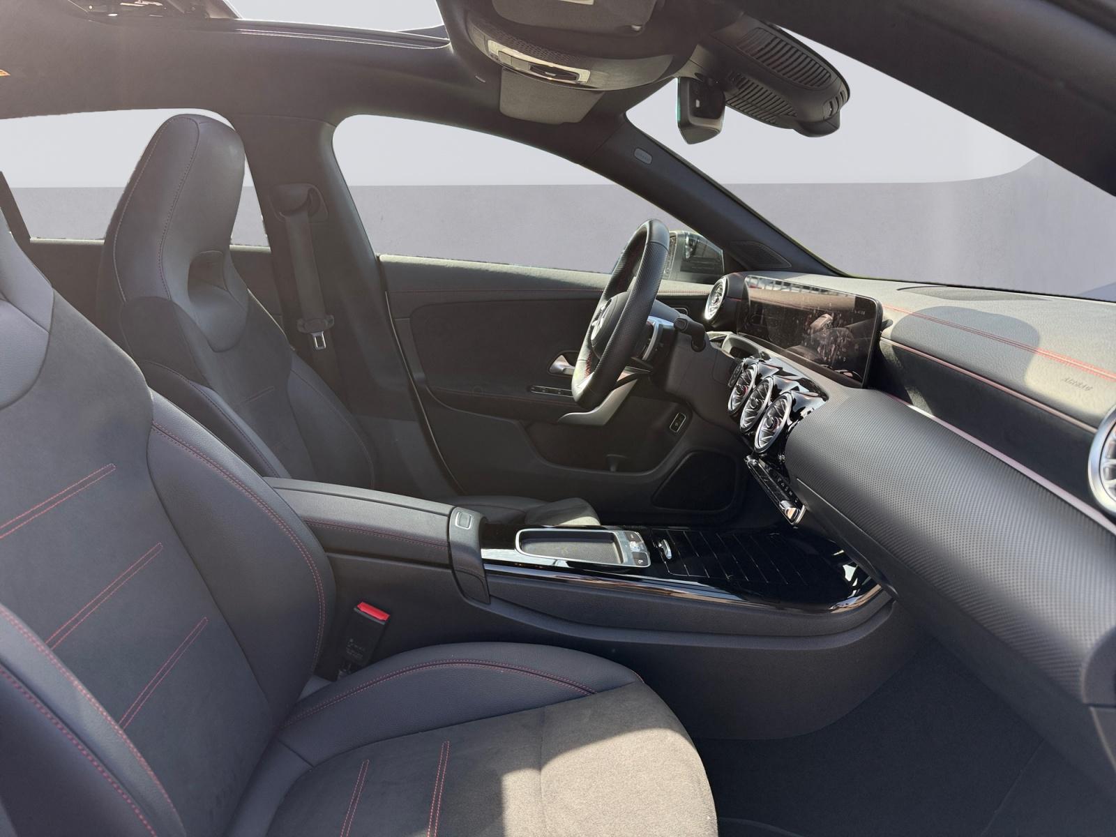 certified-namur-mercedes-benz-cla-200-d-shooting-brake-amg-line-w1k5m1cbxsn497888-11-20260521165235.jpg