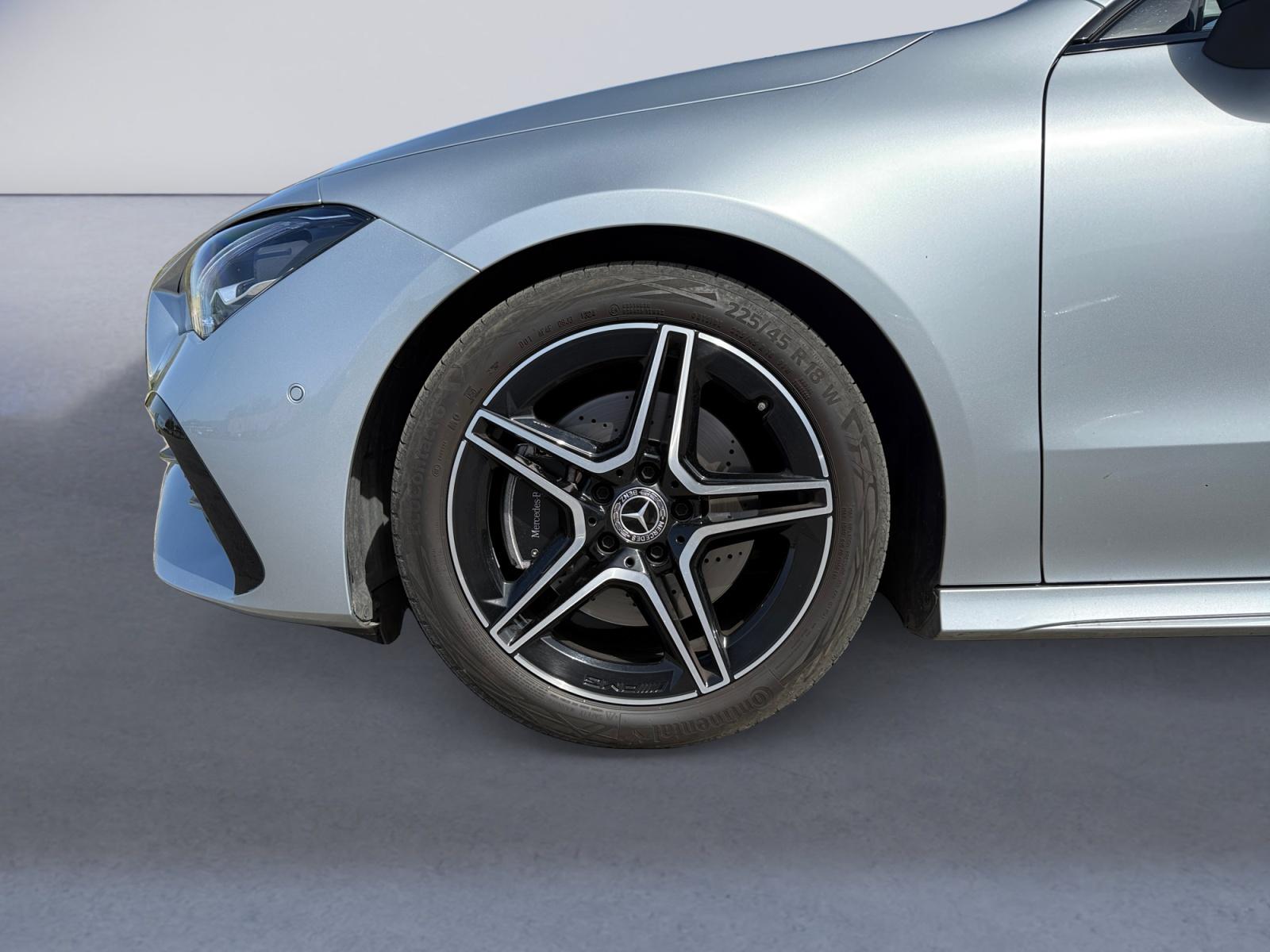 certified-namur-mercedes-benz-cla-200-d-shooting-brake-amg-line-w1k5m1cbxsn497888-4-20260521165230.jpg