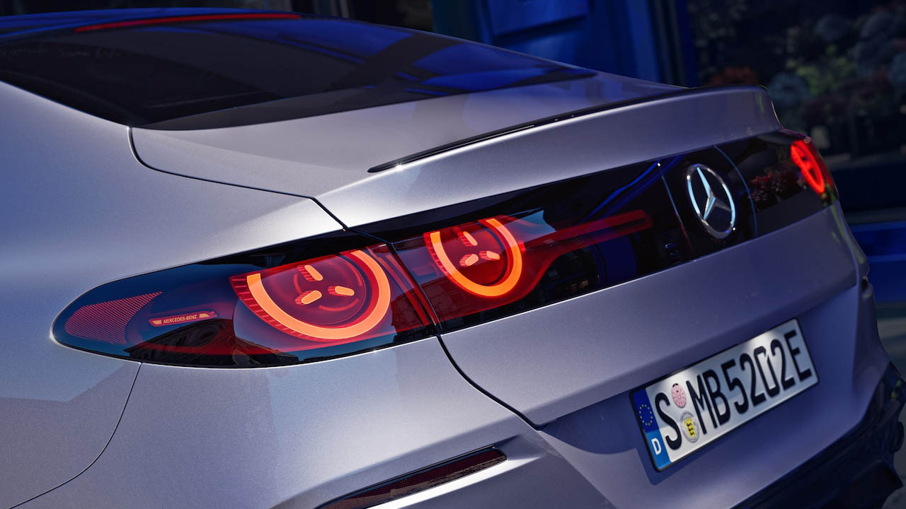 Mercedes-Benz-Classe-C-electrique-04