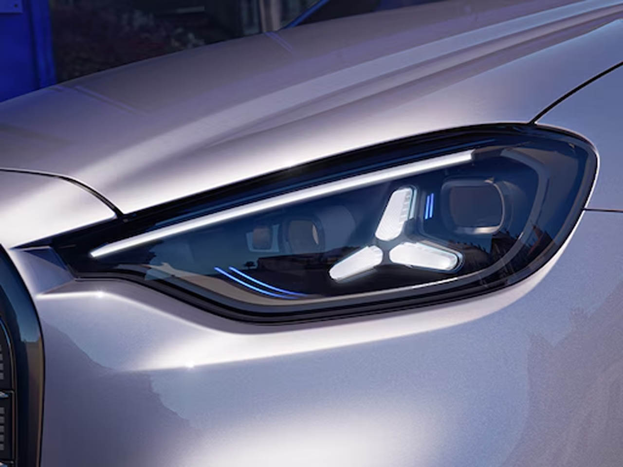 Mercedes-Benz-Classe-C-electrique-11