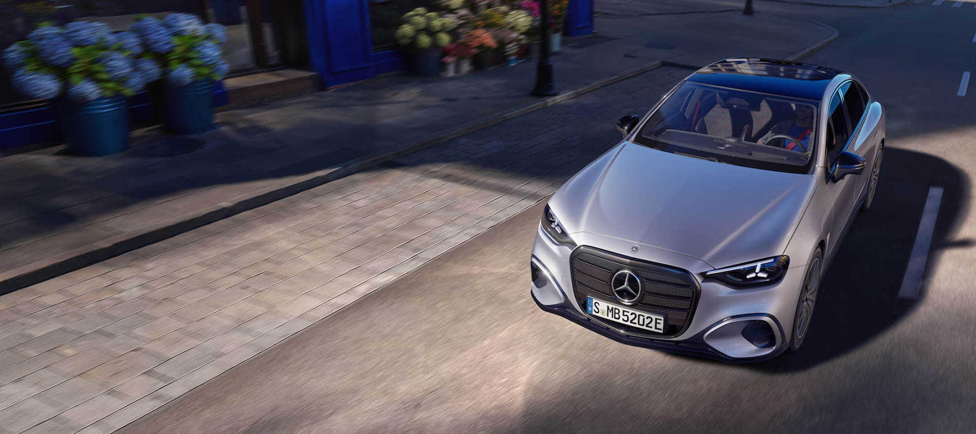 Mercedes-Benz-Classe-C-electrique-12_banner