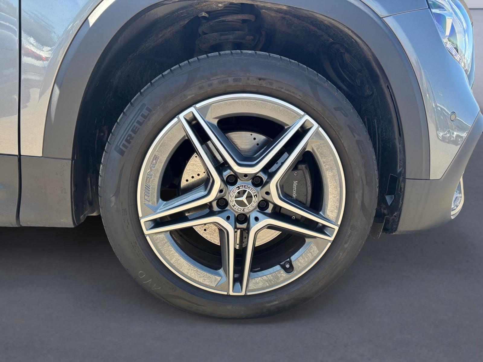 certified-alleur-mercedes-benz-glb-180-amg-line-w1n4m8eb4pw271660-9-20260802121233.jpg