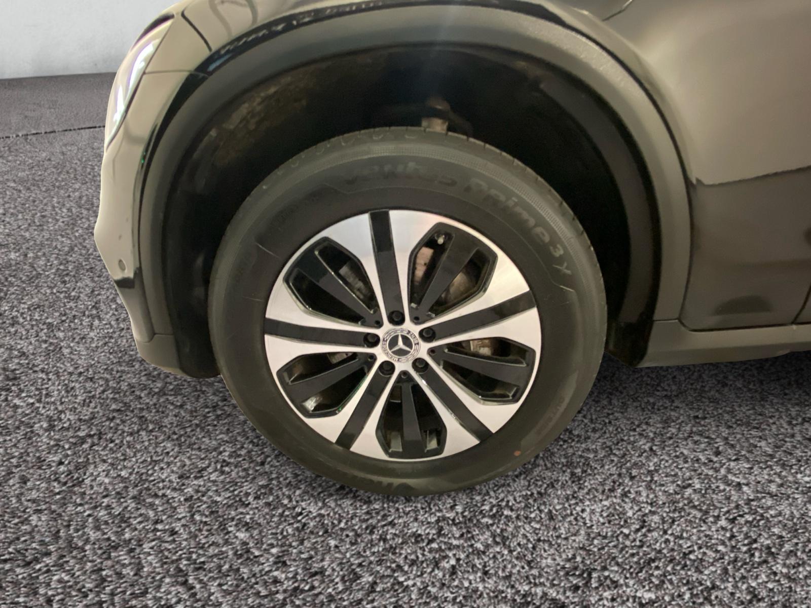 certified-alleur-mercedes-benz-glc-300-e-4matic-w1n2539531v374671-9-20260420172921.jpg