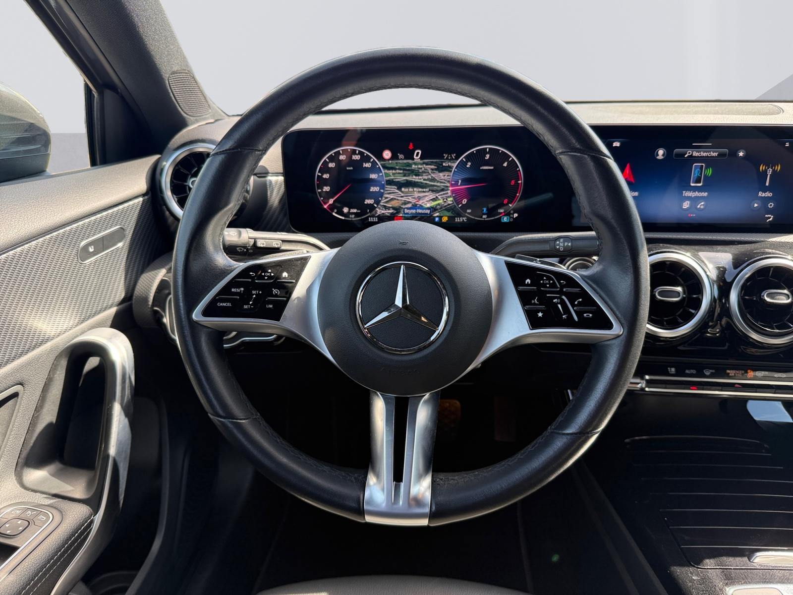 certified-beyne-heusay-mercedes-benz-a-180-d-essential-line-w1k3f1ab3pn318845-12-20260716162310.jpg