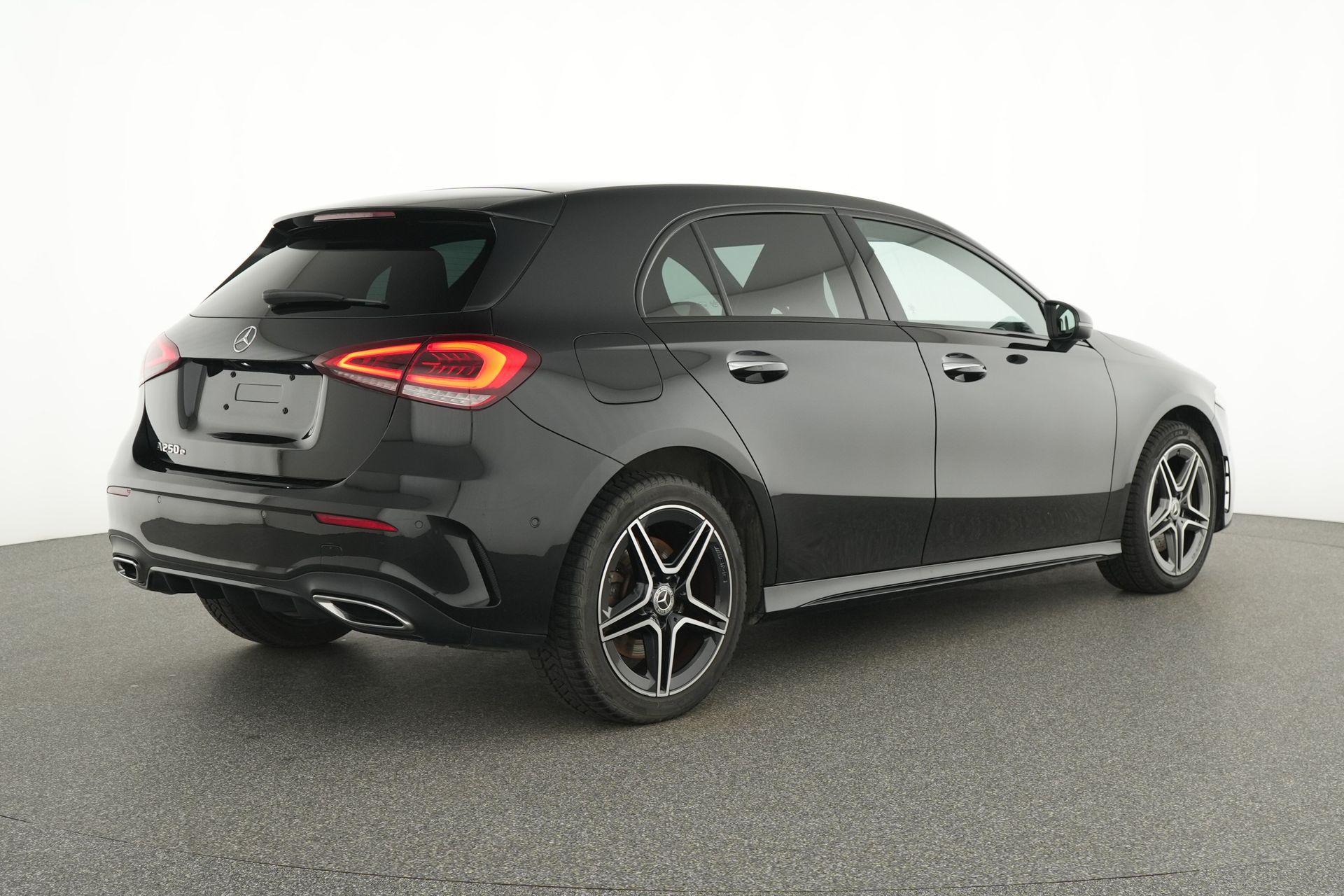 certified-beyne-heusay-mercedes-benz-a-250e-amg-line-w1k1770861v113449-4-20260506123034.jpg