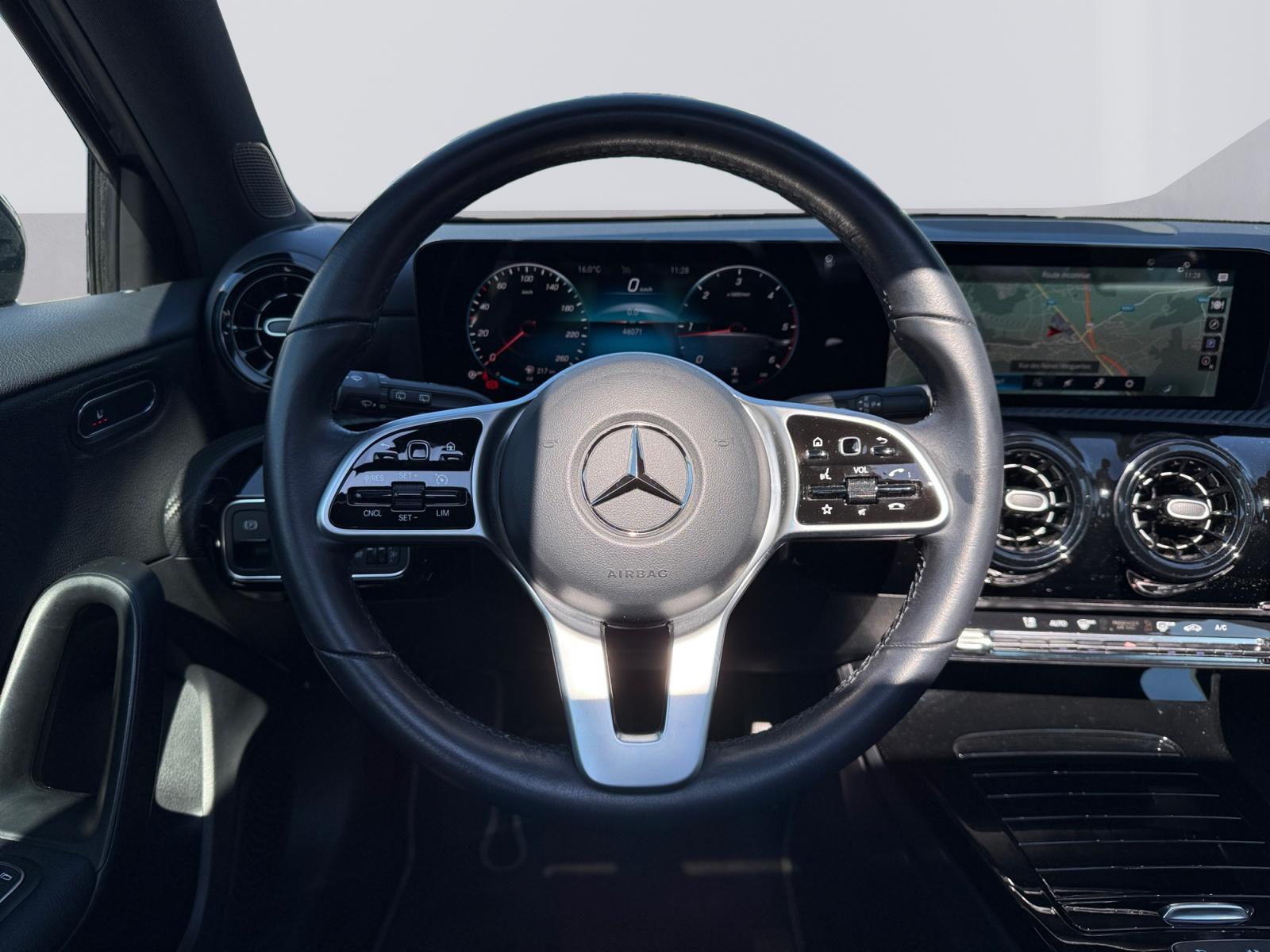 certified-namur-mercedes-benz-a-180-d-serie-w1k1770101v119756-14-20260430113115.jpg