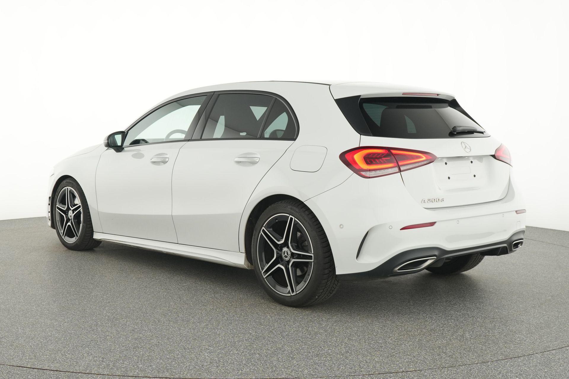 certified-namur-mercedes-benz-a-200-d-amg-line-w1k3f1cb2pv167378-3-20260821215707.jpg