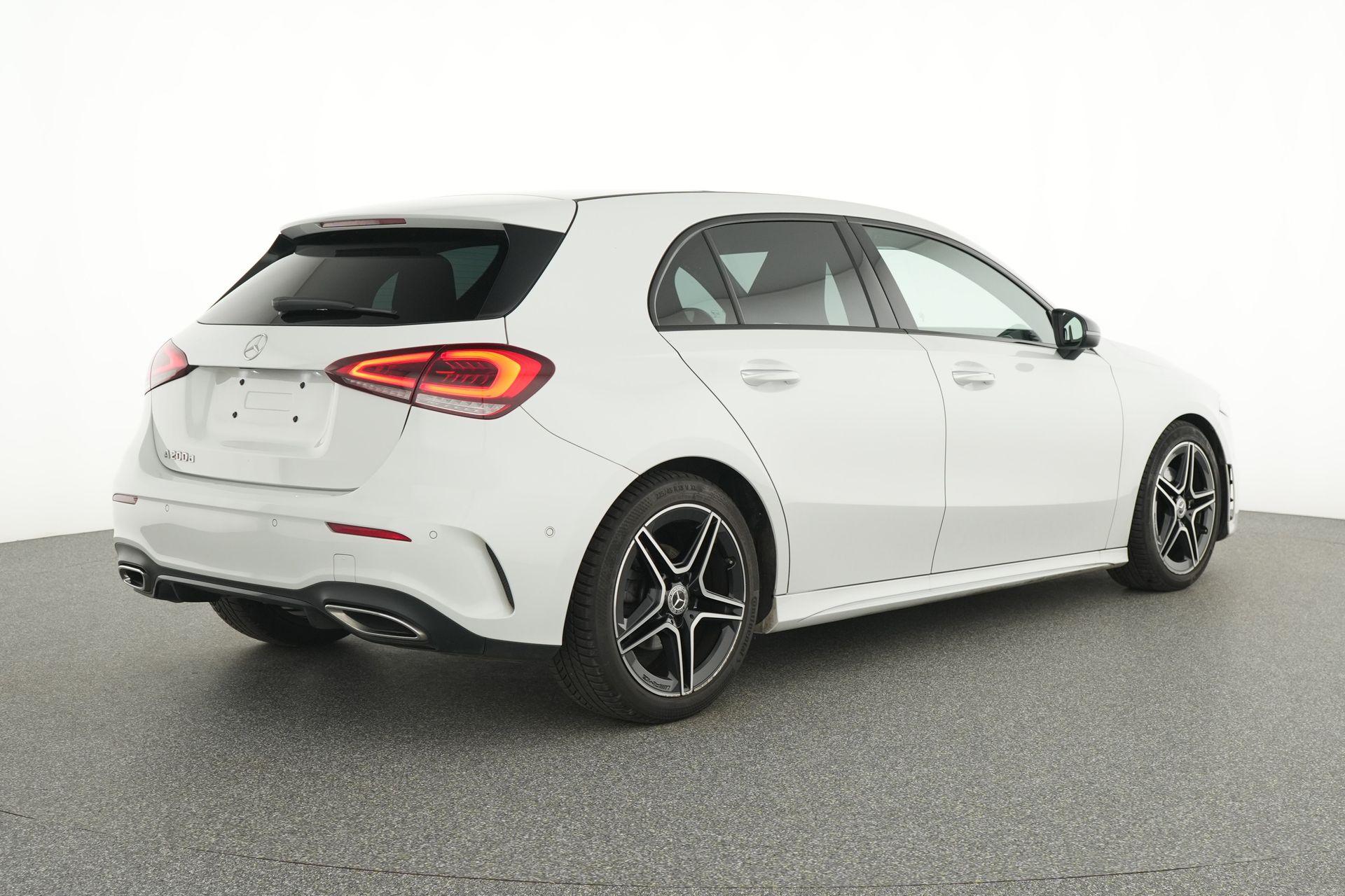 certified-namur-mercedes-benz-a-200-d-amg-line-w1k3f1cb2pv167378-4-20260821215708.jpg