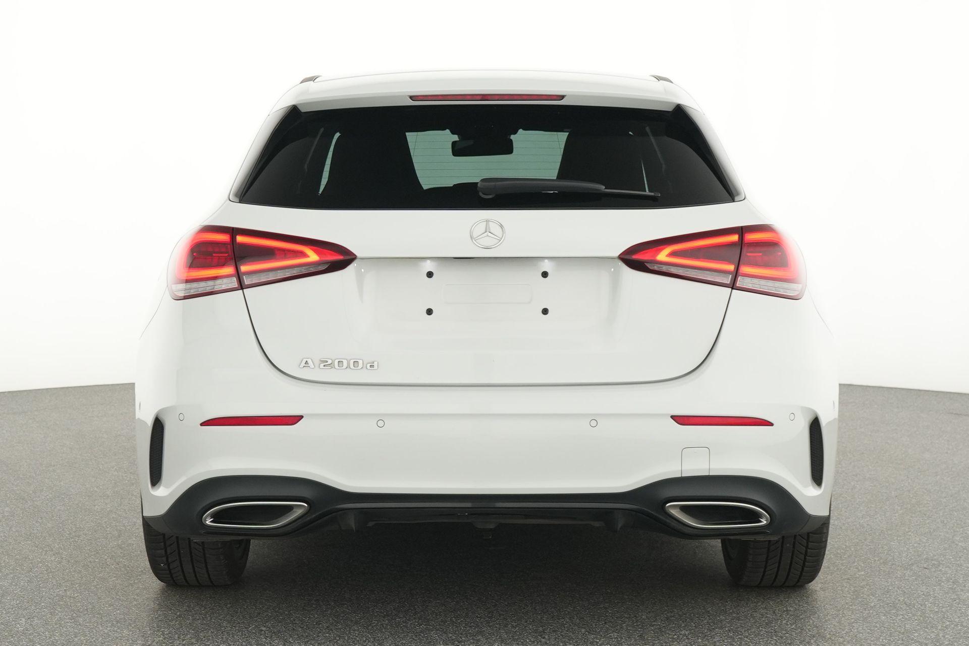 certified-namur-mercedes-benz-a-200-d-amg-line-w1k3f1cb2pv167378-7-20260821215710.jpg