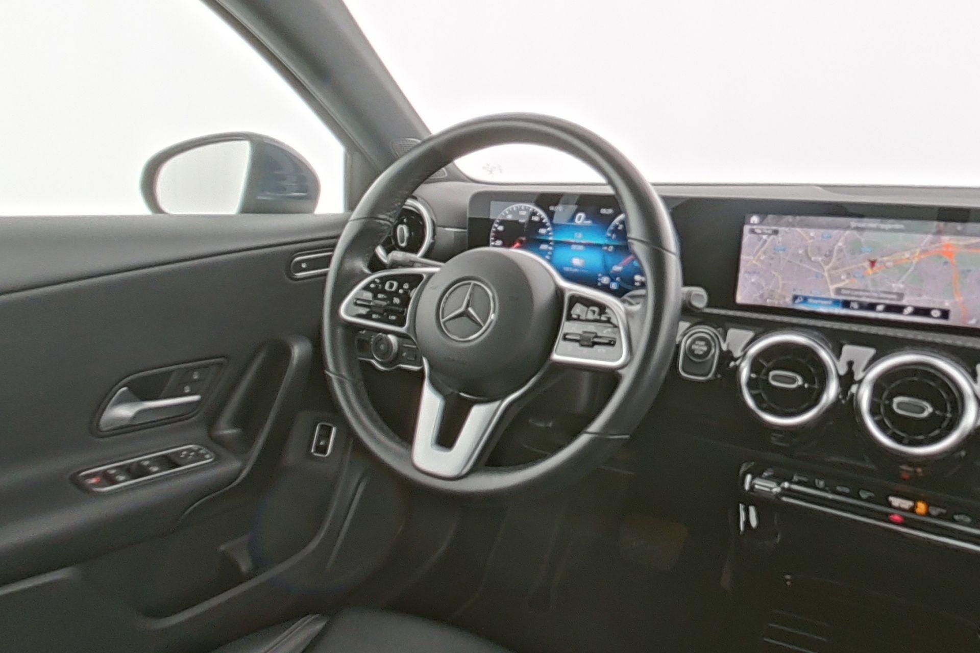 certified-namur-mercedes-benz-a-250-e-style-w1k1770861v114157-6-20260423144339.jpg