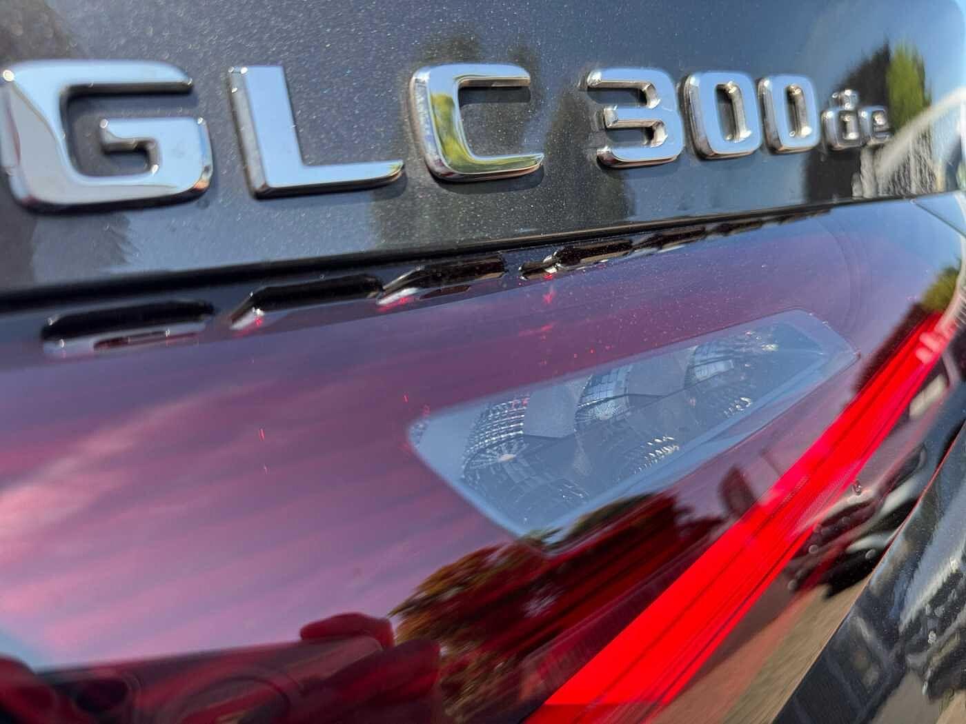 certified-namur-mercedes-benz-glc-300-de-4matic-coupe-amg-line-w1nkj0kbxrf172933-25-20260506123004.jpg