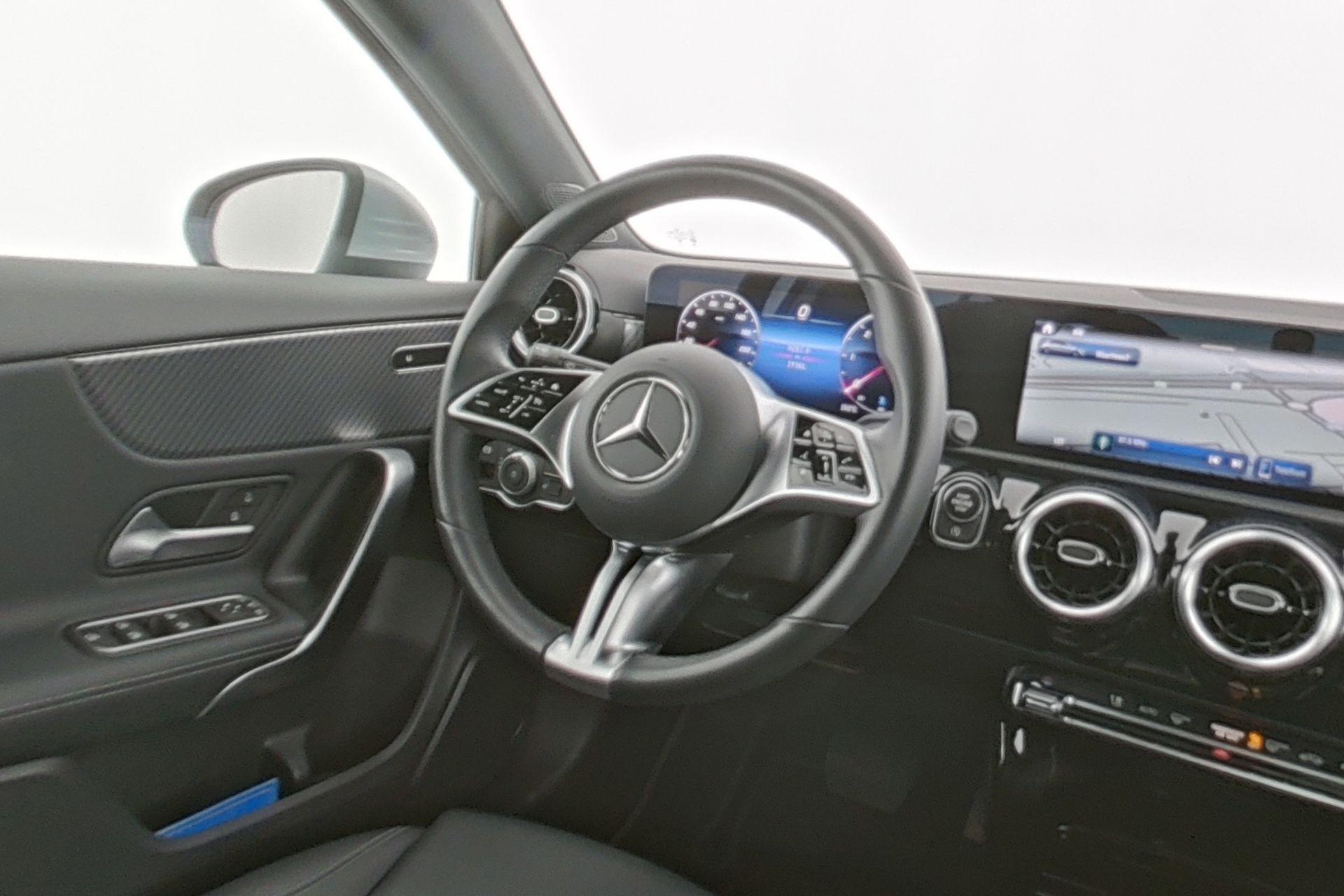certified-arlon-mercedes-benz-a-180-d-progressive-w1k3f1ab7sv216070-13-20260804171030.jpg
