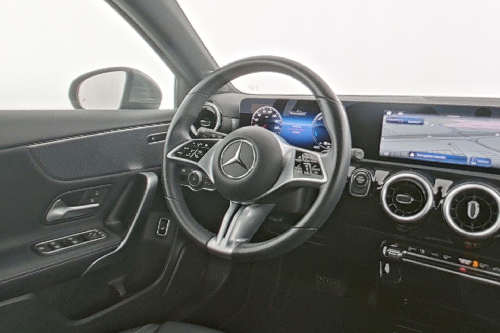 certified-namur-mercedes-benz-a-250-e-progressive-w1k3f8fbxrv197168-13-20260827004450.jpg