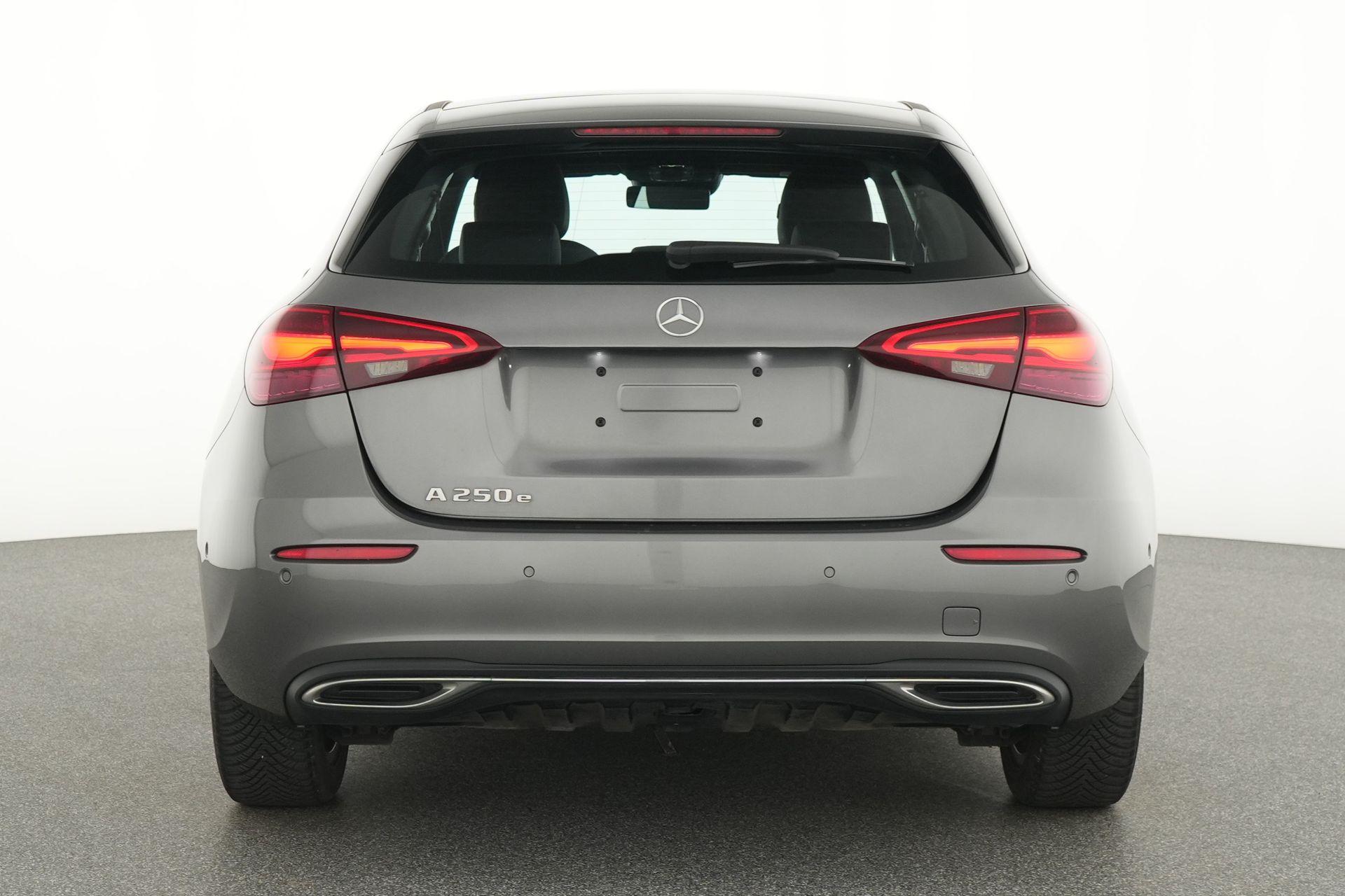 certified-namur-mercedes-benz-a-250-e-progressive-w1k3f8fbxrv197168-7-20260827004447.jpg