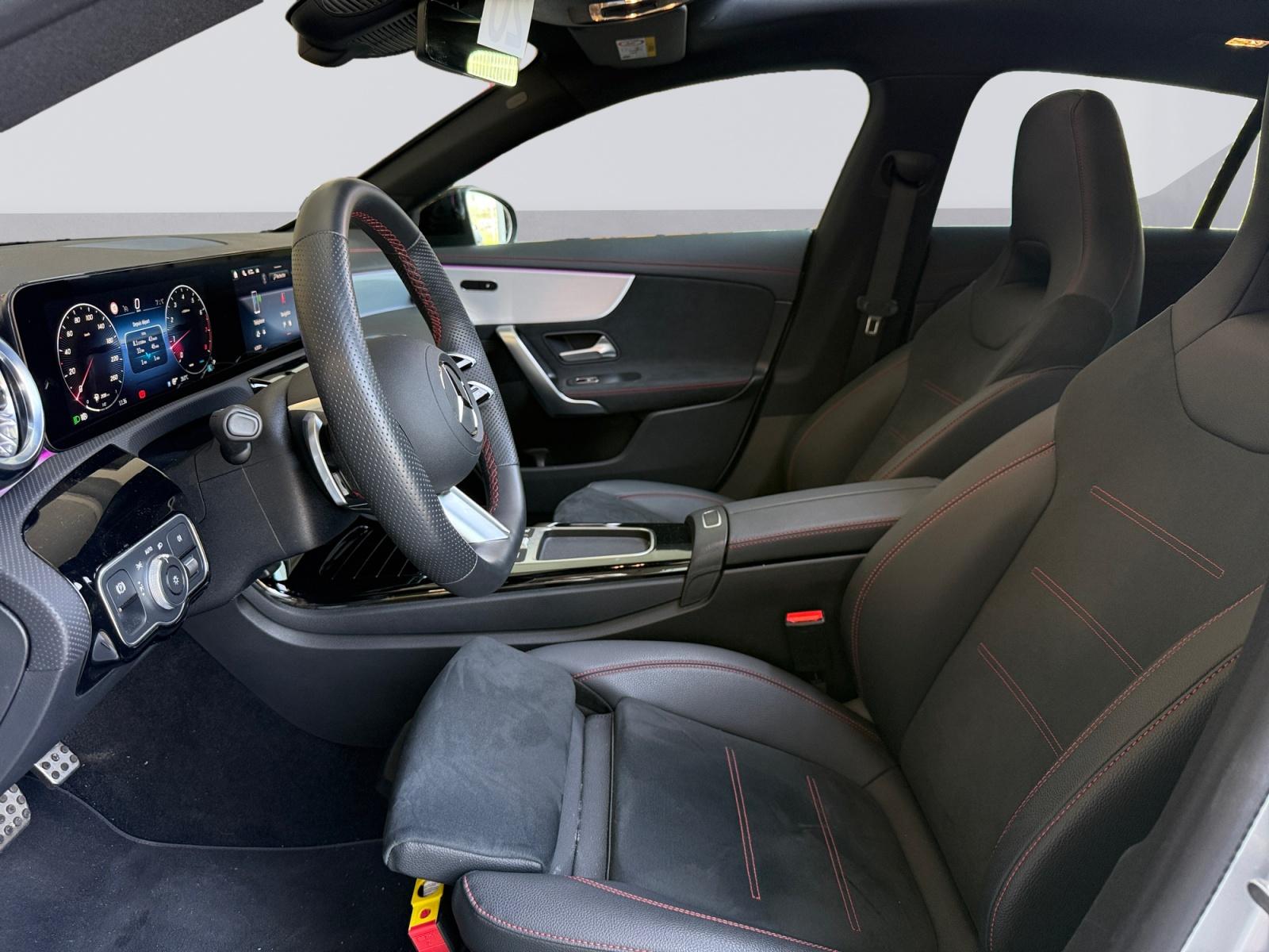 certified-namur-mercedes-benz-cla-180-shooting-brake-amg-line-w1k5m8eb4sn550574-11-20260529141818.jpg