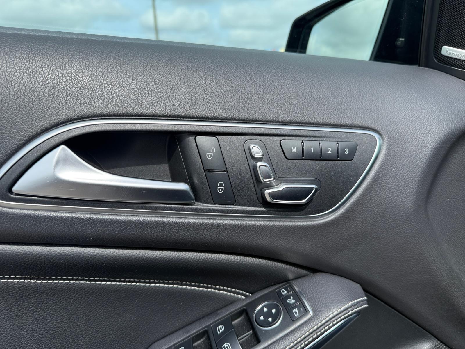 certified-namur-mercedes-benz-gla-180-amg-line-wdc1569421j677414-10-20260526134056.jpg