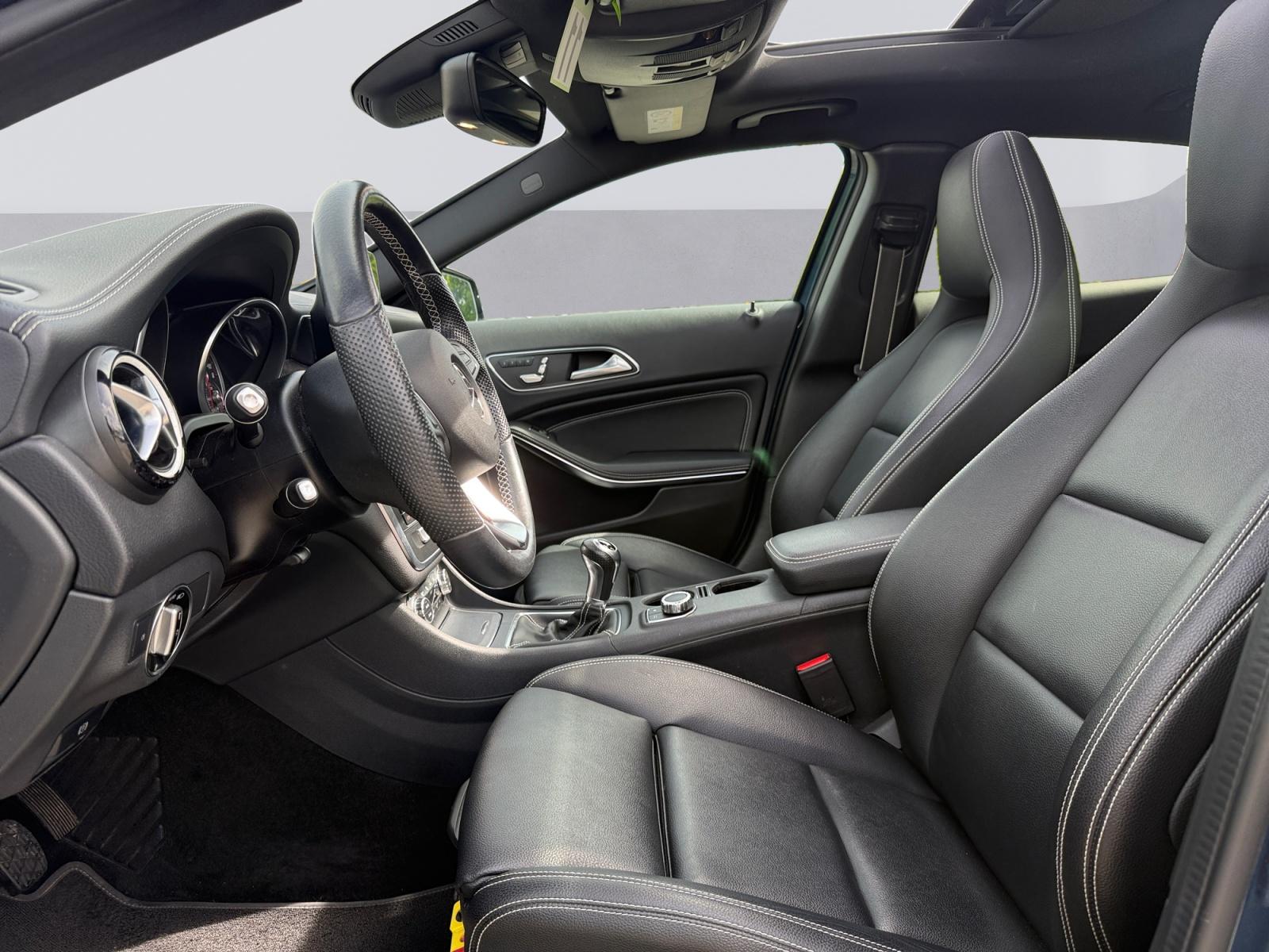 certified-namur-mercedes-benz-gla-180-amg-line-wdc1569421j677414-11-20260526134057.jpg