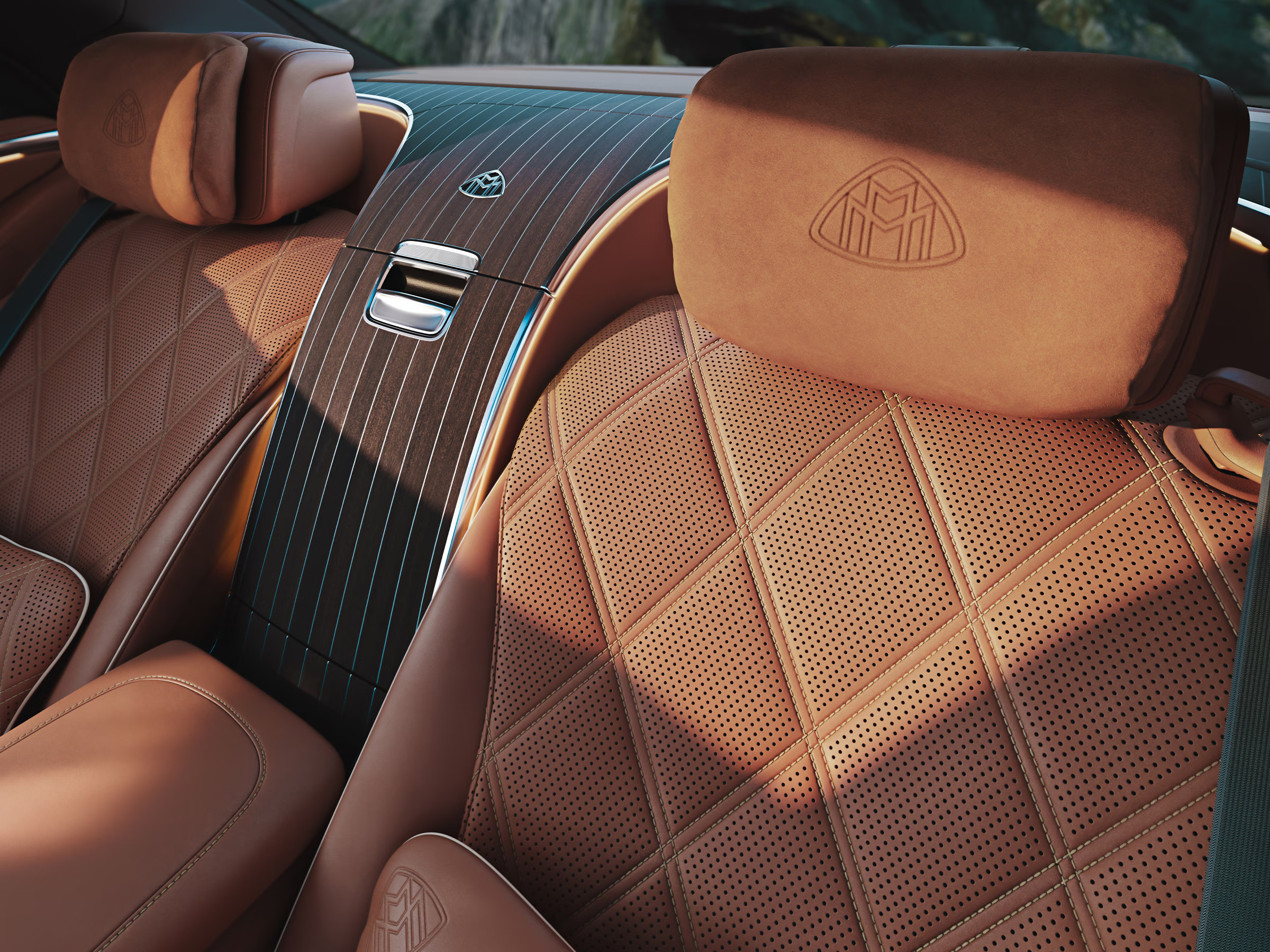 Mecedes-Benz-Maybach-Classe-S-07