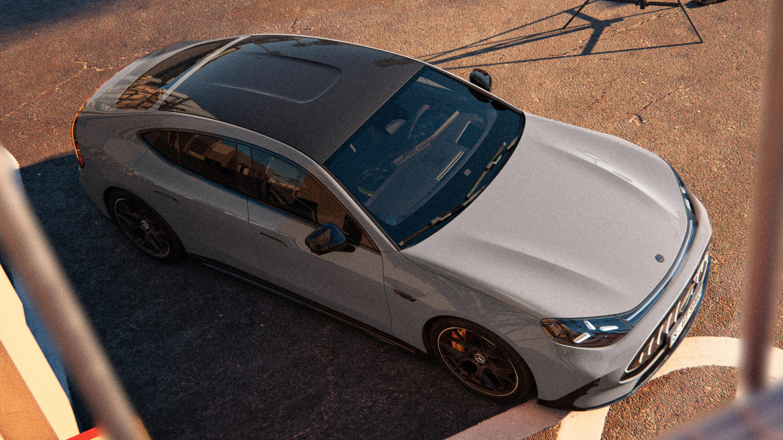Mercedes-AMG-GT-4-Portes-07