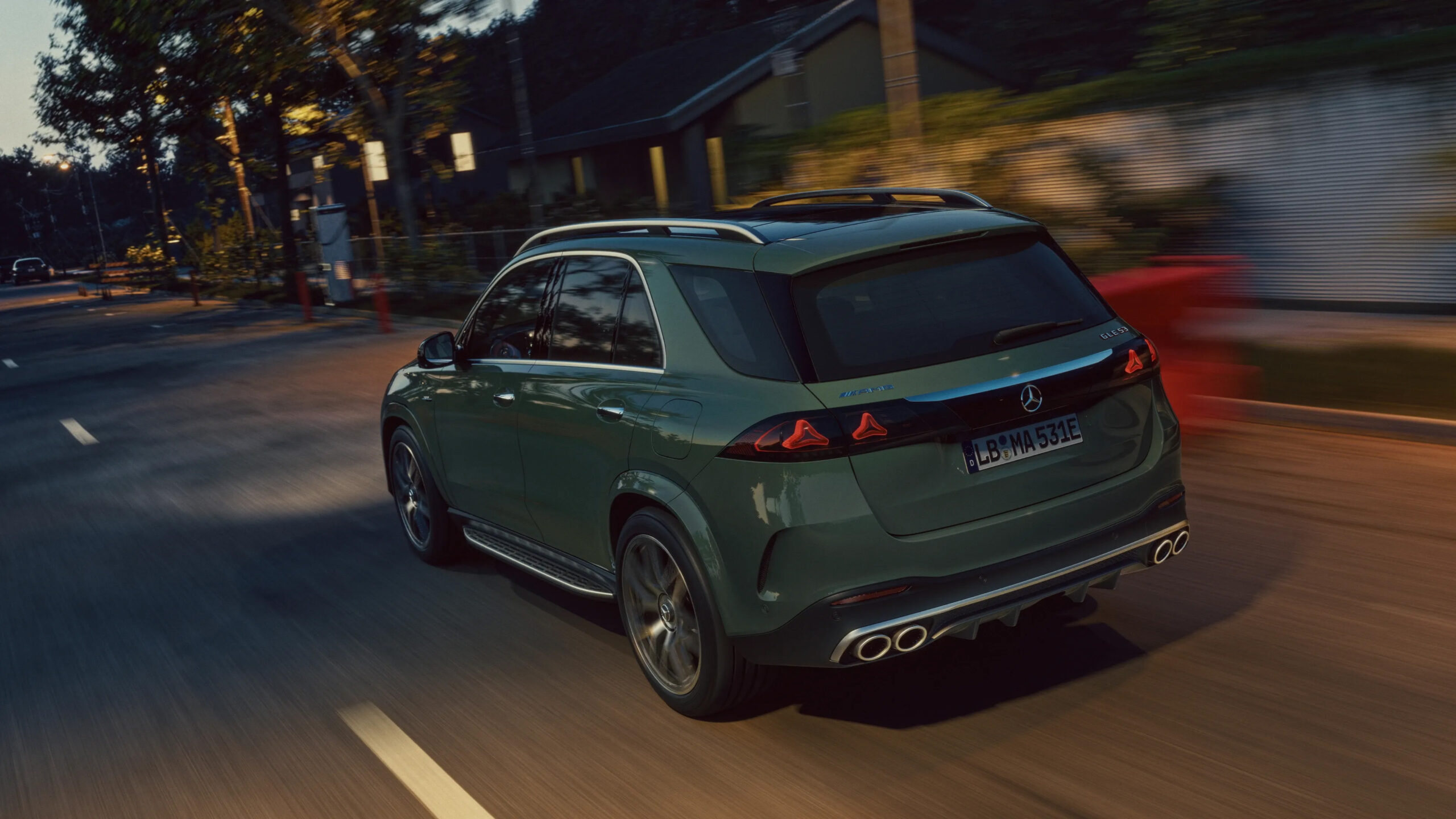 Mercedes-Benz-GLE-AMG-SUV-07